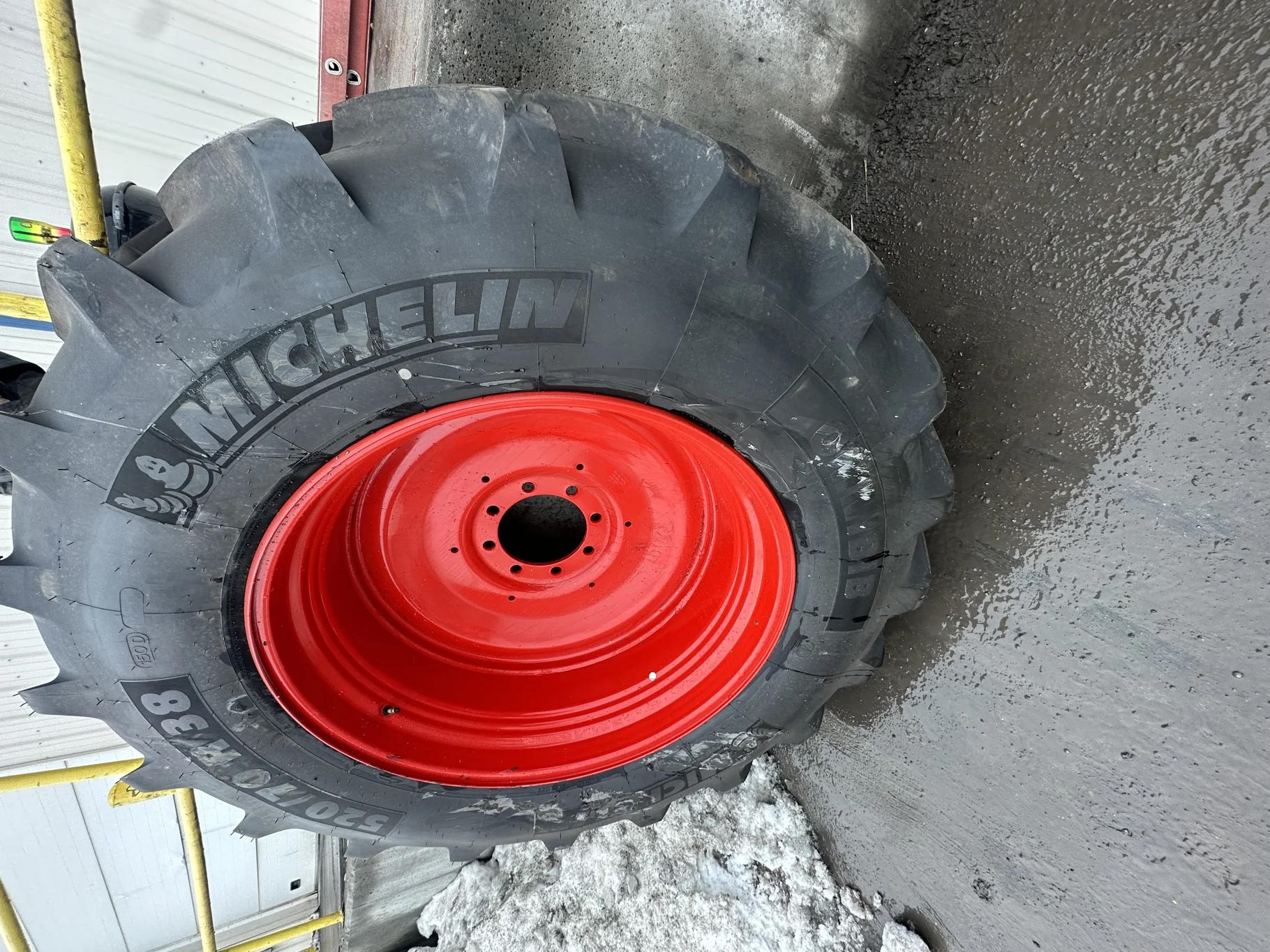 Take-Off 520/70R38 Michelin OmniBib R-1W 150D TL on18 X 38 Fendt Red 8-10.82 (.937) Dual Wheel image 3