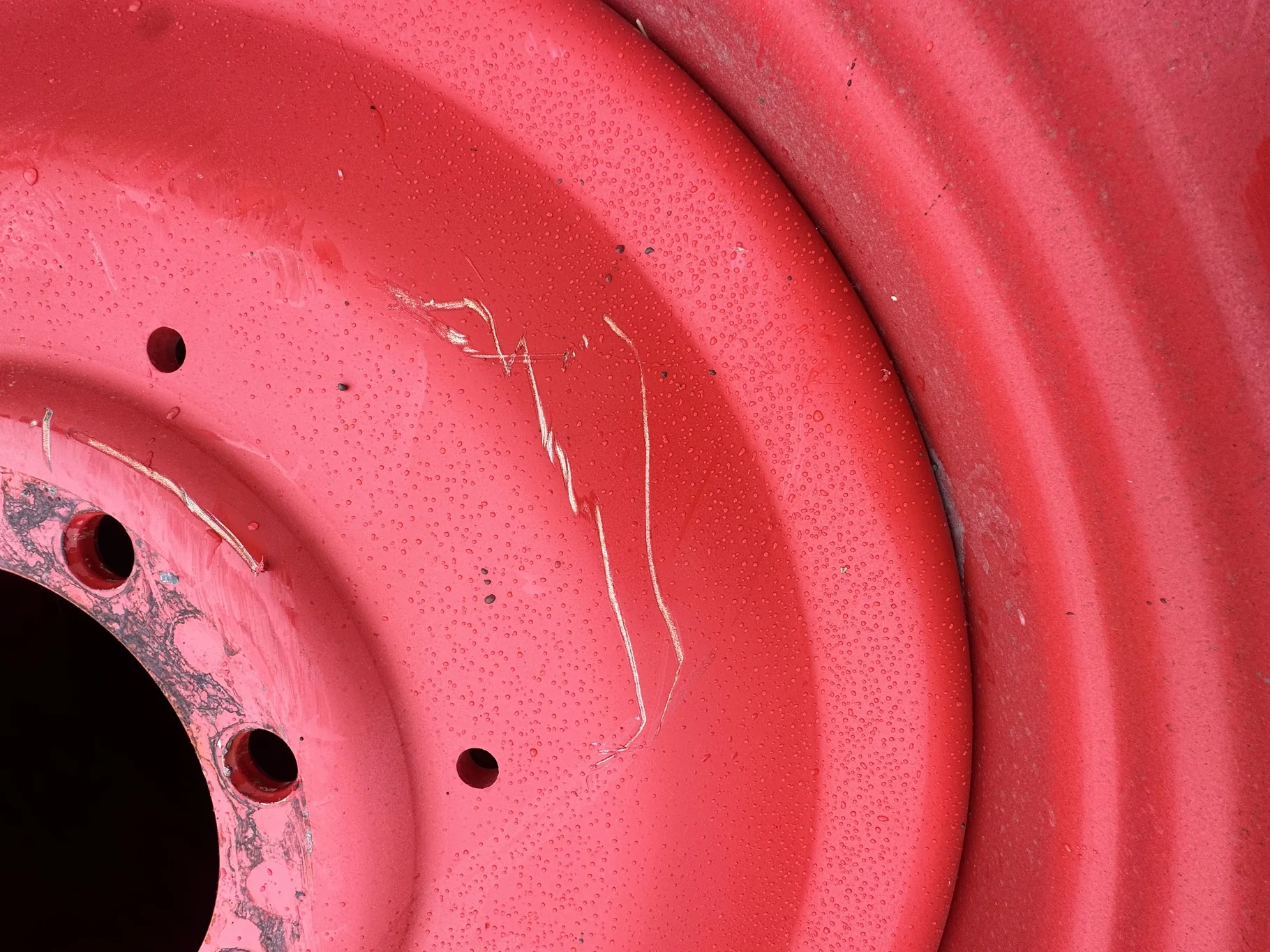 Take-Off 520/70R38 Michelin OmniBib R-1W 150D TL on18 X 38 Fendt Red 8-10.82 (.937) Dual Wheel image 8