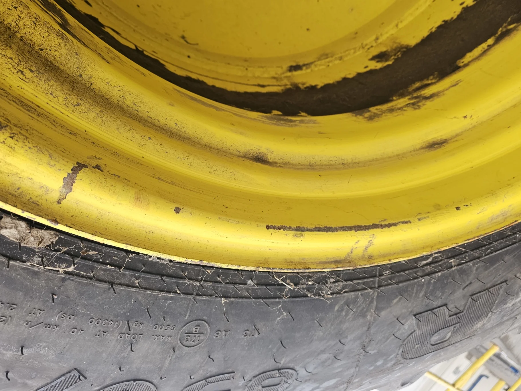 Used 650/85R38 Goodyear Optitrac (173A8/B) R-1W 90% on 23 x 38 10-13-11 JDY DD Wheel image 6