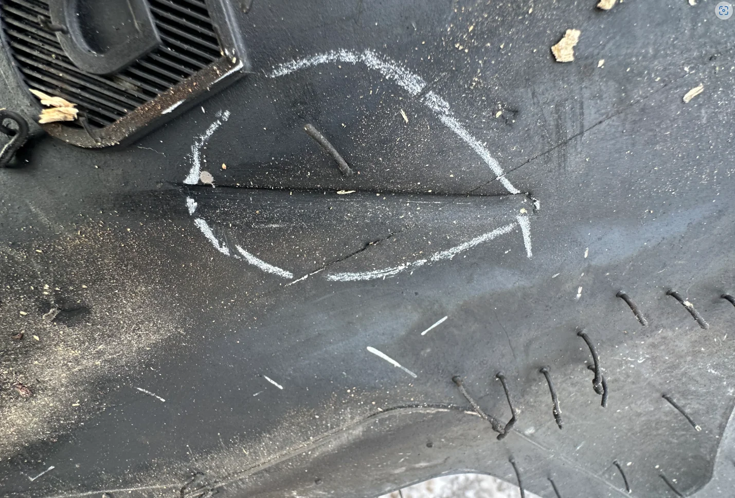 Take-Off LSW 650/70R46 Goodyear Optitrac (181D) TL mounted JD Yellow (12-15.748) 600 Series Sprayer image 7