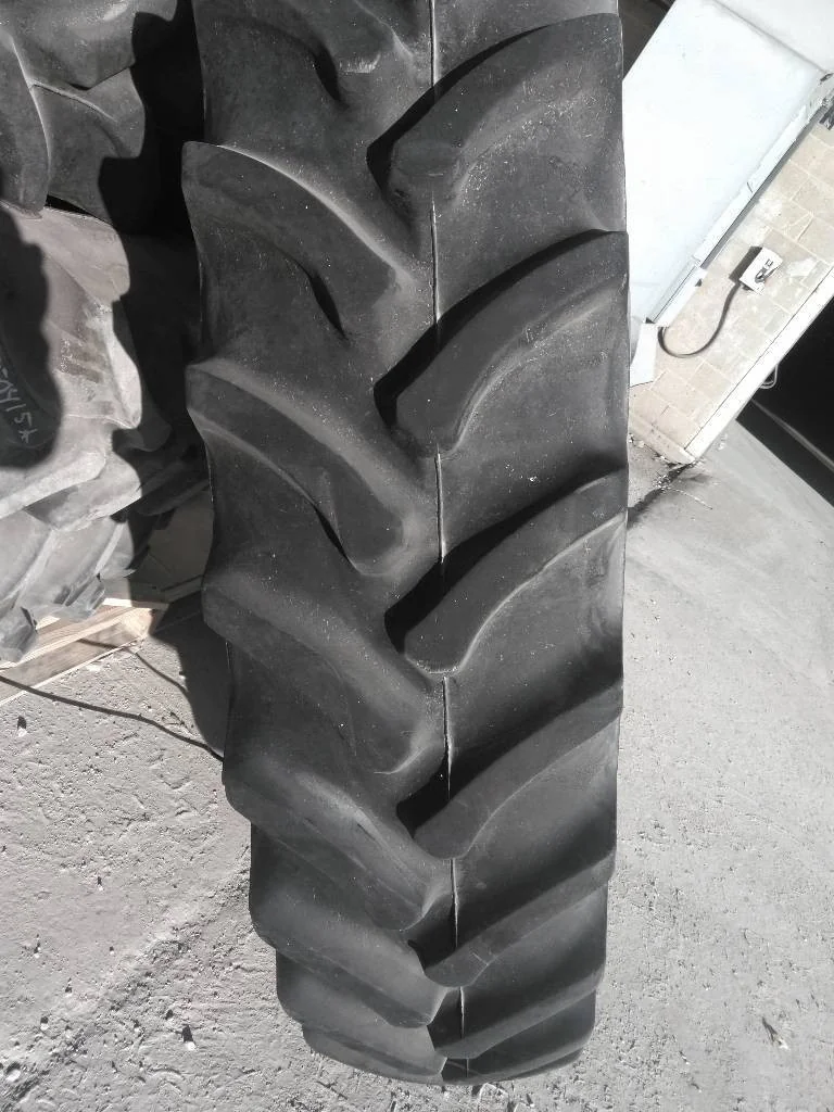 Used 380/90R54 152A8 Firestone Radial 9000 TL R-1W 85-90% On 12 x 54 10-13.19-11.07 Dual Wheel image 2