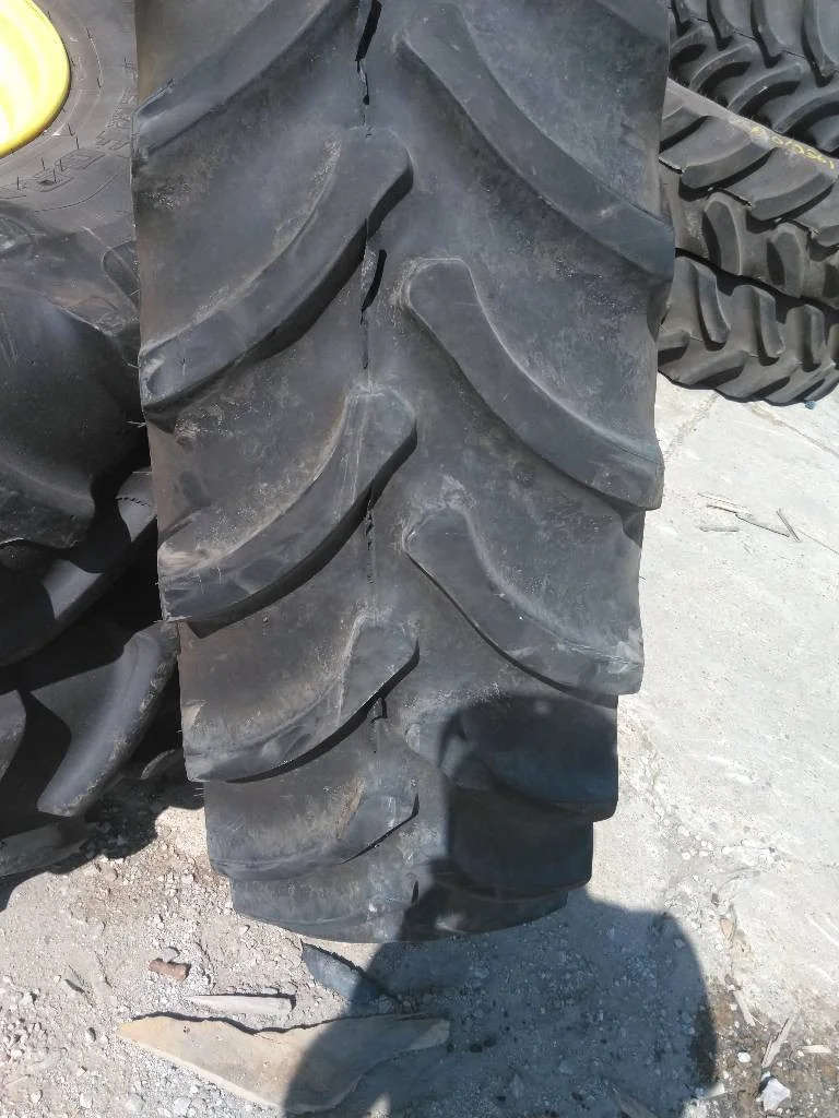 Used 380/85R30 135A8 Firestone RAT FWD TL R-1 80-85% On 13 x 30 8-12.992-11.446 Waffle 3 Bolt/Disc image 2