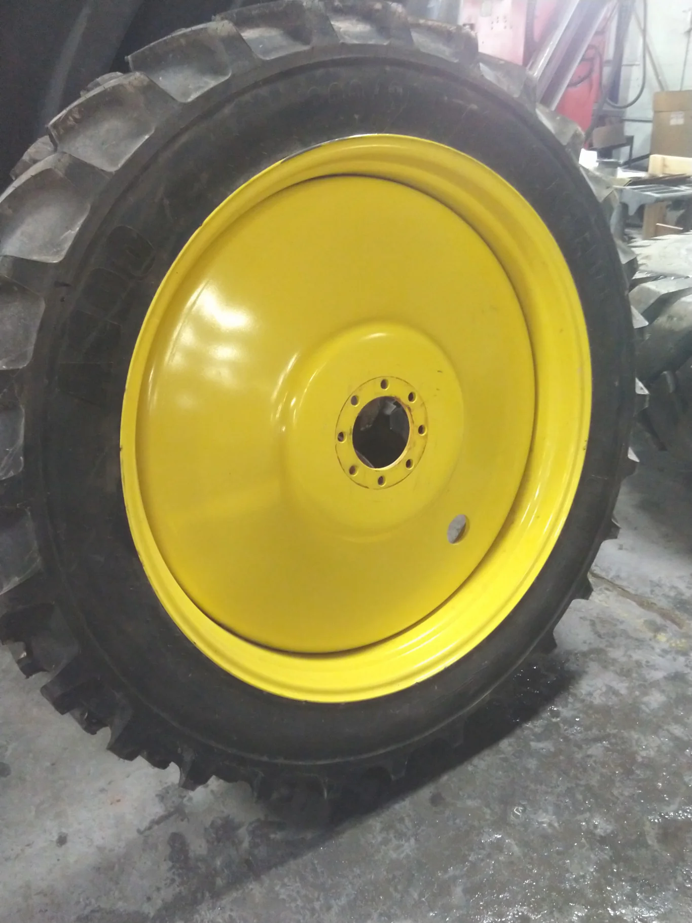 Take-Off 300/95R42 144B Mitas AC90 TL R-1 95-100% On 10 x 42 8-8-6 Moveero Dual Wheel image 4