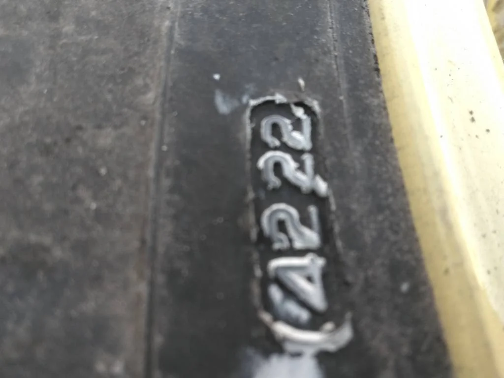 Used 320/90R42 139A8 Firestone Radial 9000 TL R-1W 85-90% On 10 x 42 8-10.82-8.78 4/2 Rail/Disc image 3
