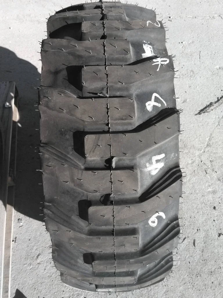 Take-Off 10-16.5 124A2 Galaxy XD2010 TL R-4 95-100% On 8.25 x 16.5 6-6-4.62 Implement Wheel image 2