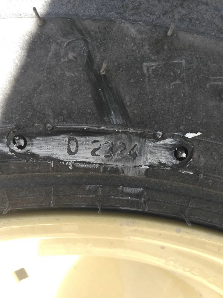 Take-Off 10-16.5 124A2 Galaxy XD2010 TL R-4 95-100% On 8.25 x 16.5 6-6-4.62 Implement Wheel image 3