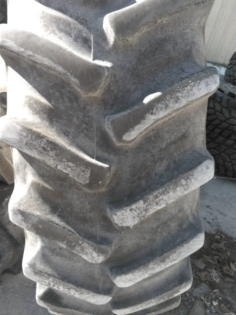 Used 520/85R46 158A8 Firestone Deep Tread 23 TL R-1W 75-80% On 16 x 46 18-15.748-13.268 Wheel image 5
