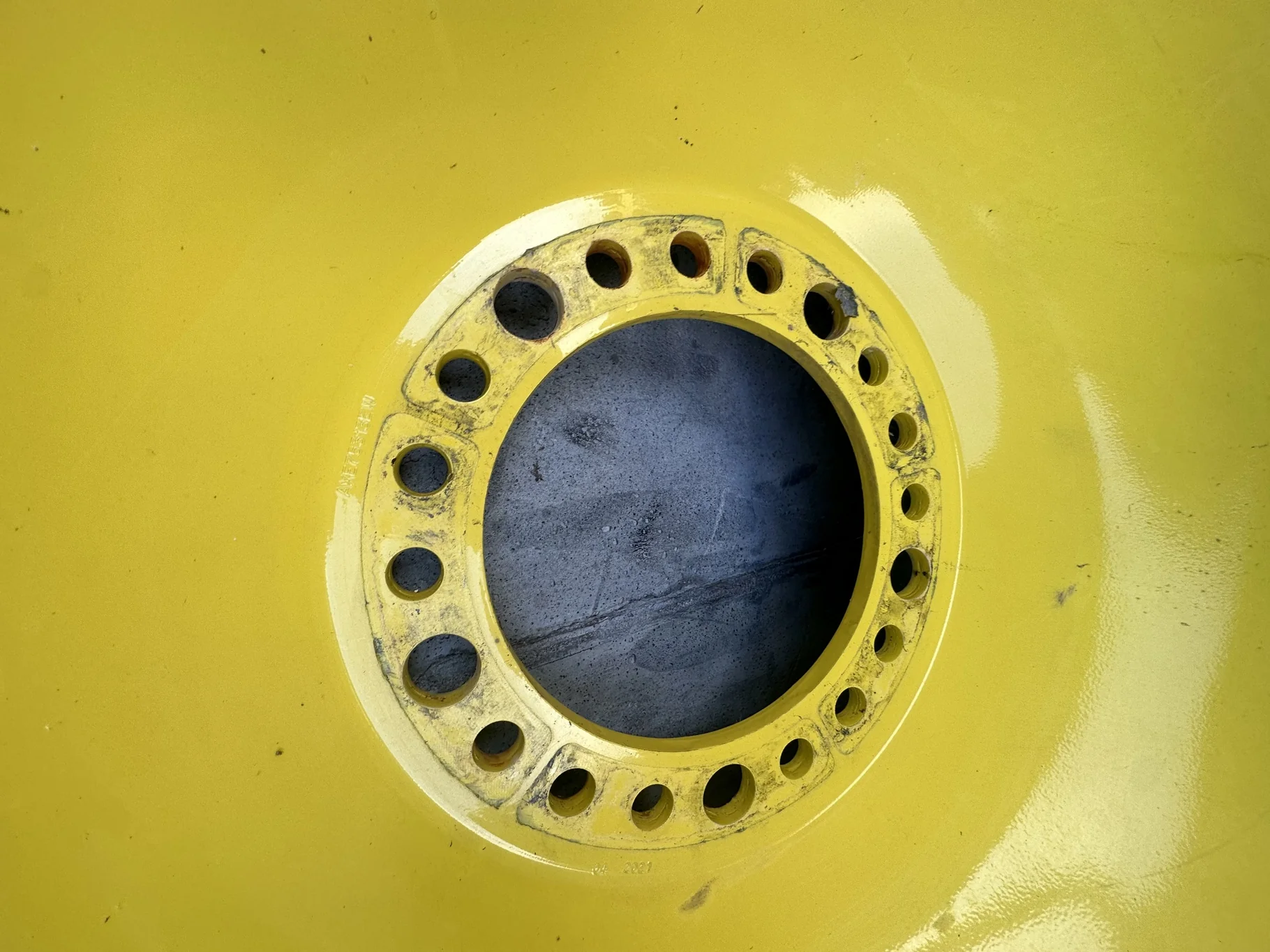 Used 520/85R42 157B Firestone RAD 23 R-1 TL 90% on 18 x 42 20-13.187-10.50 Dolly Dual Yellow Wheel image 2