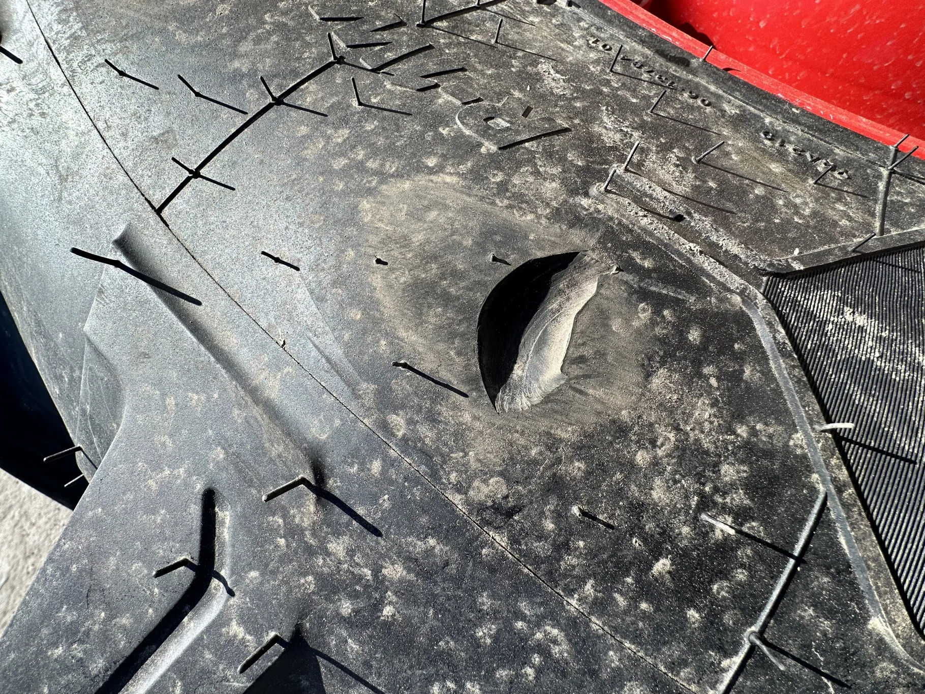 Take-Off 420/85R34 16.9R34 147A8/147B Michelin AgriBib 2 R-1W TL on a 14 X 34 12B Waffle FR Wheel image 15
