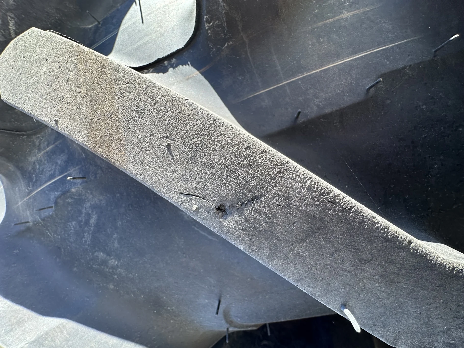 Take-Off 420/85R34 16.9R34 147A8/147B Michelin AgriBib 2 R-1W TL on a 14 X 34 12B Waffle FR Wheel image 6