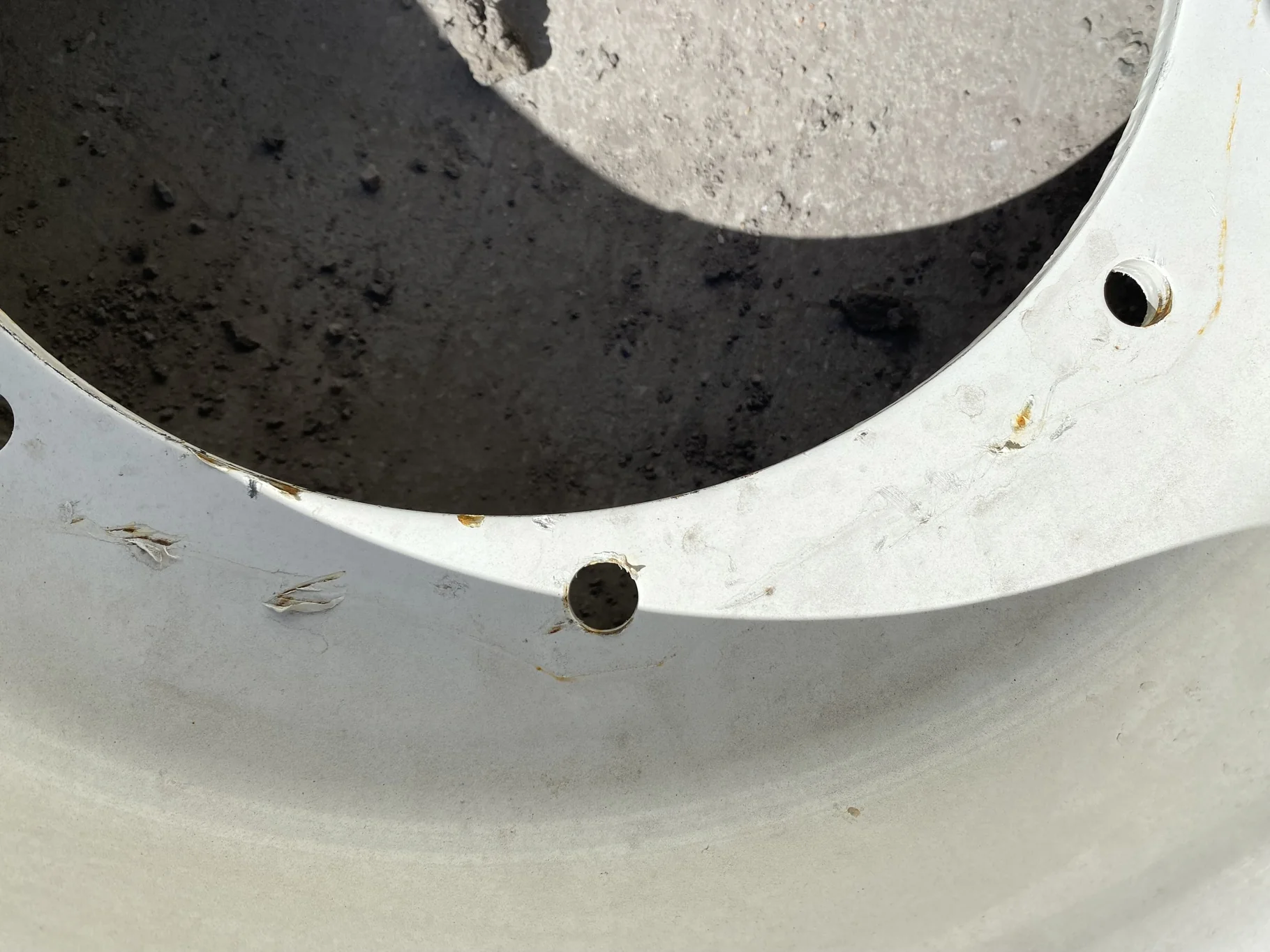 Take-Off 320/85R34 (12.4R34) 133A8/133B Michelin AgriBib 2 R-1W TL On 10 x 34 12B NH White Wheel image 10