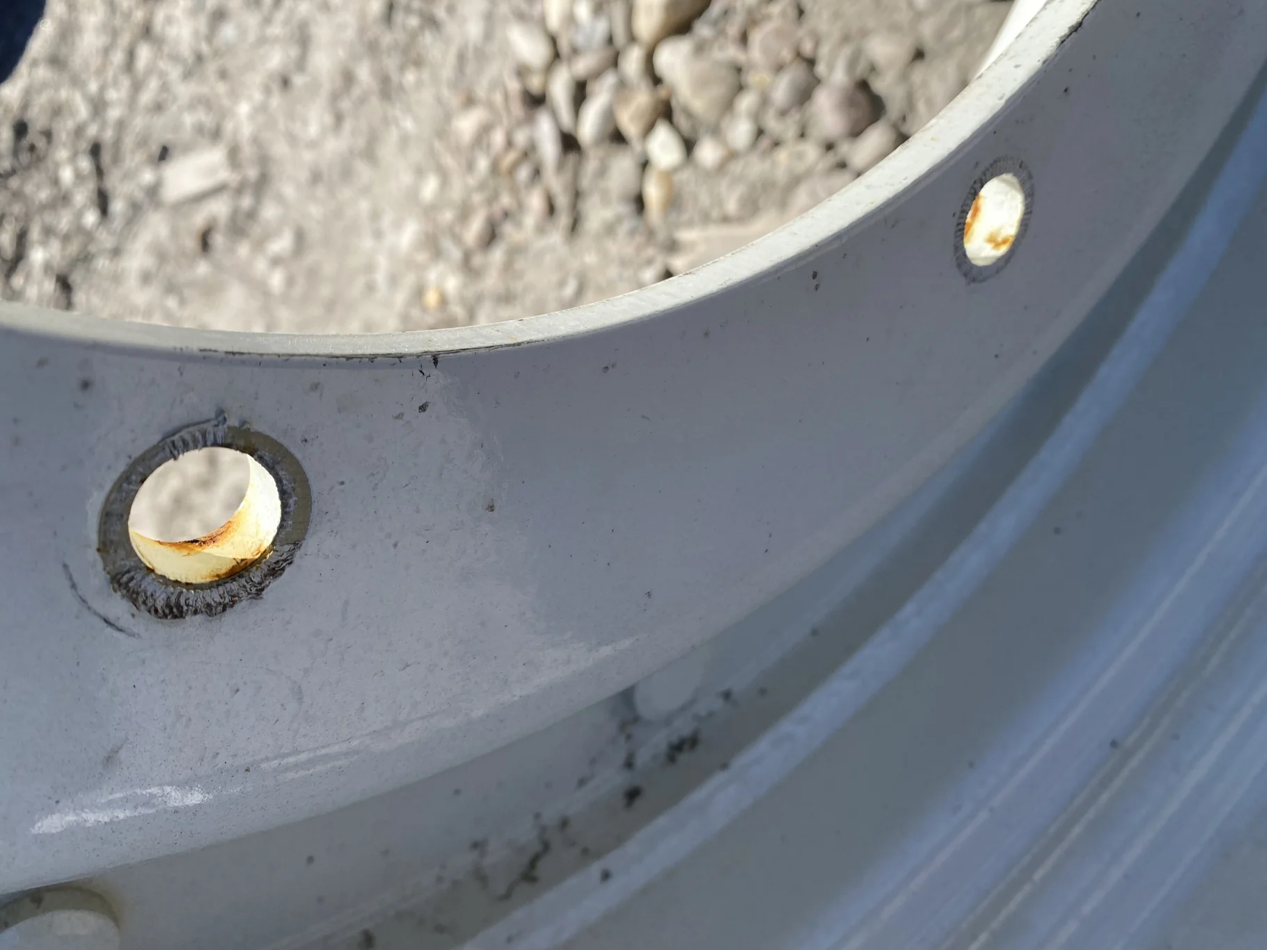 Take-Off 320/85R34 (12.4R34) Michelin AgriBib 2 R-1W 133A8/133B TL on a 10 X 34 NH White 12 bolt wh image 9