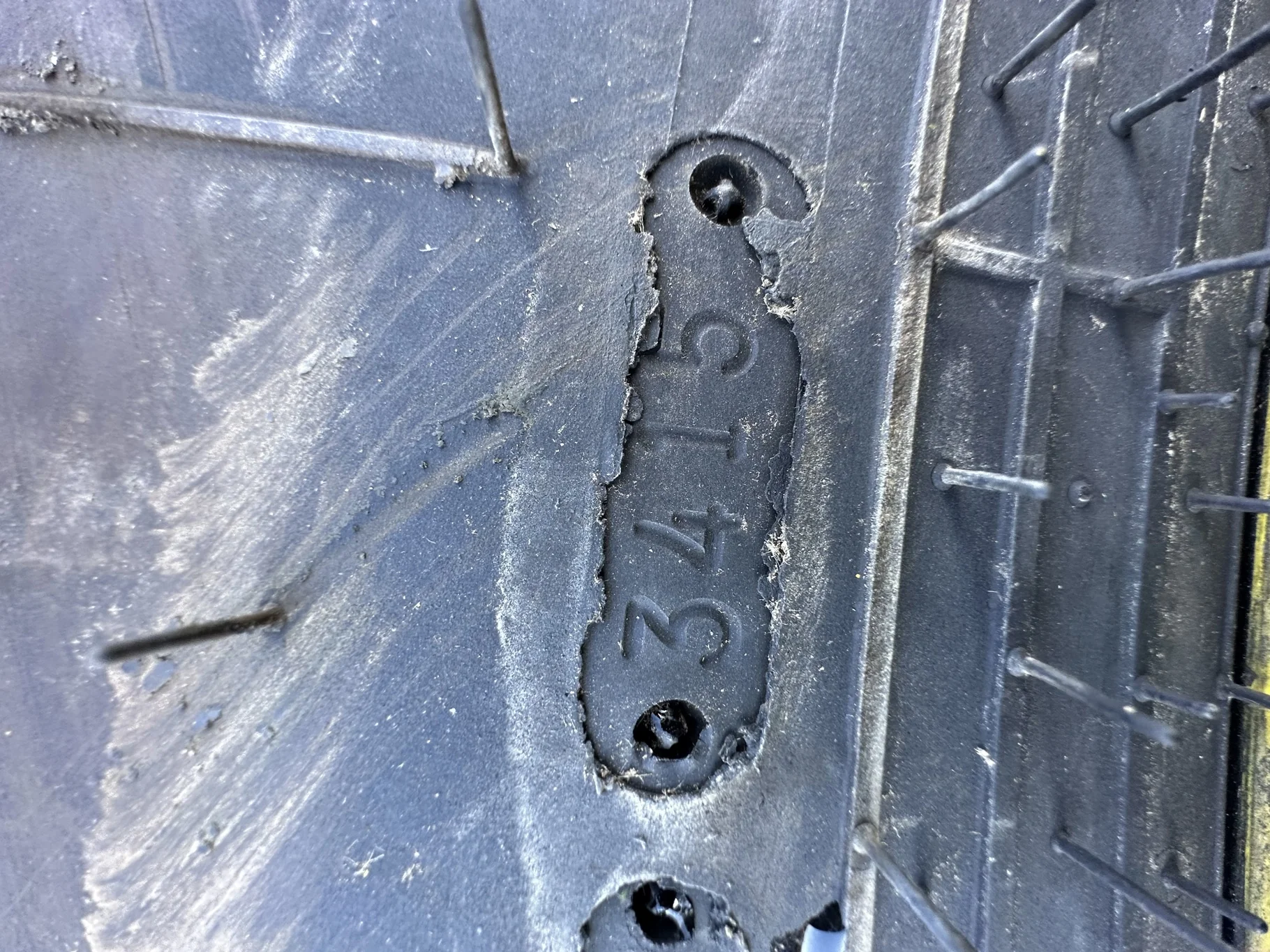 Used 650/85R38 Goodyear Optitrac 173D R-1W TL 90% on a 23 x 38 JD Yellow 10 Bolt Outside Dolly image 4