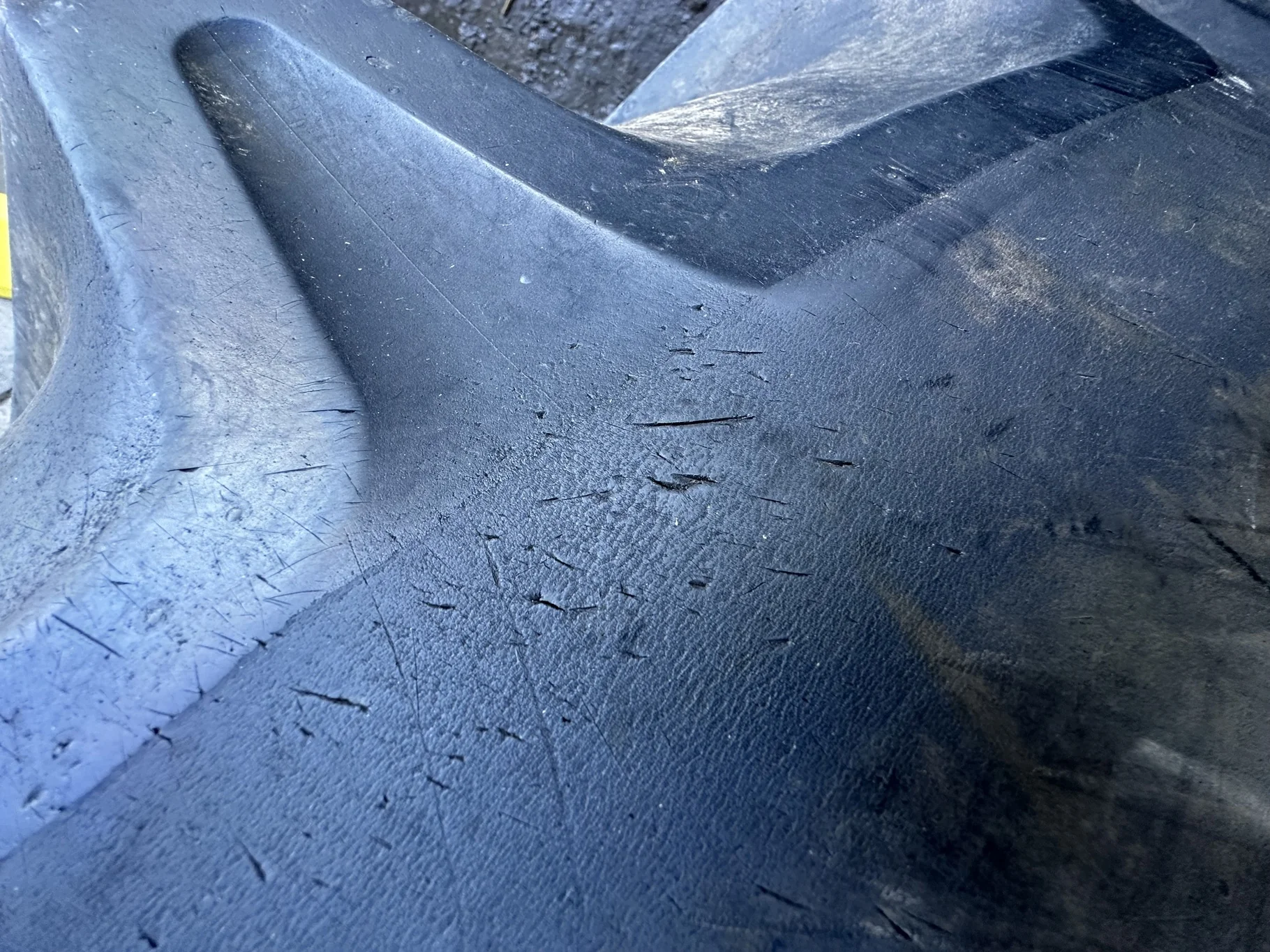 Used 650/85R38 Goodyear Optitrac 173D R-1W TL 90% on a 23 x 38 JD Yellow 10 Bolt Outside Dolly image 9