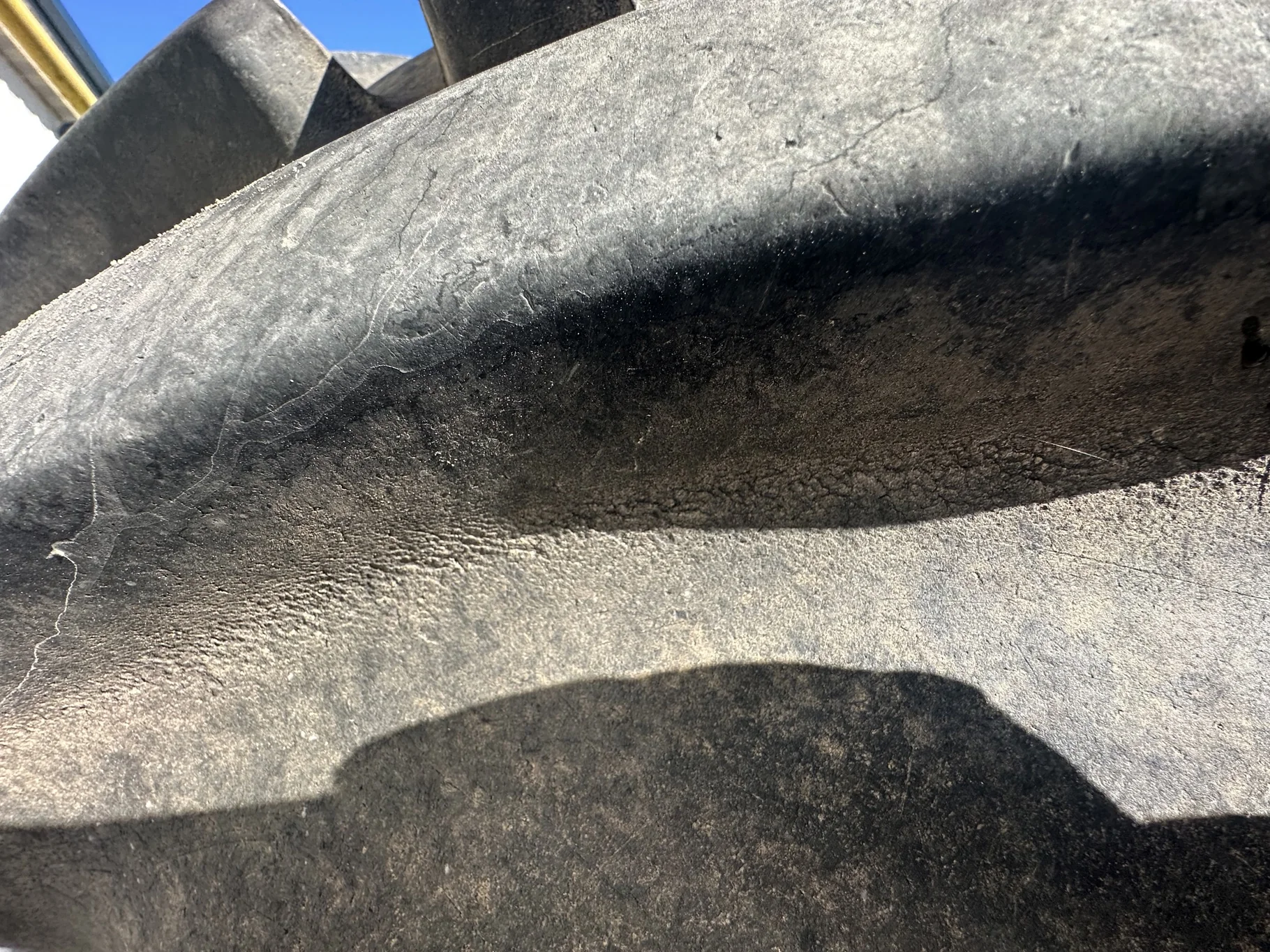 Used 650/85R38 Goodyear Optitrac 173D R-1W TL 90% on a 23 x 38 JD Yellow 10 Bolt Inside Dolly image 9