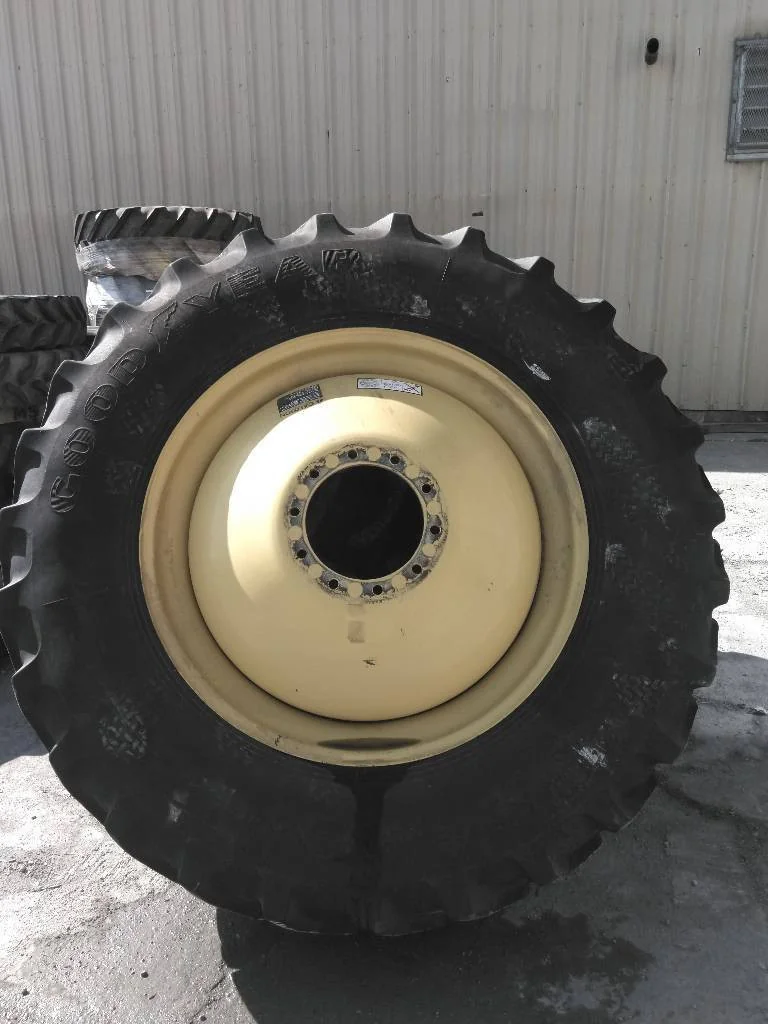 Used 520/85R42 157A8 Goodyear Ultratorque Radial DT712 RL R-1 80-85% On 18 x 42 10-13.19-11.07