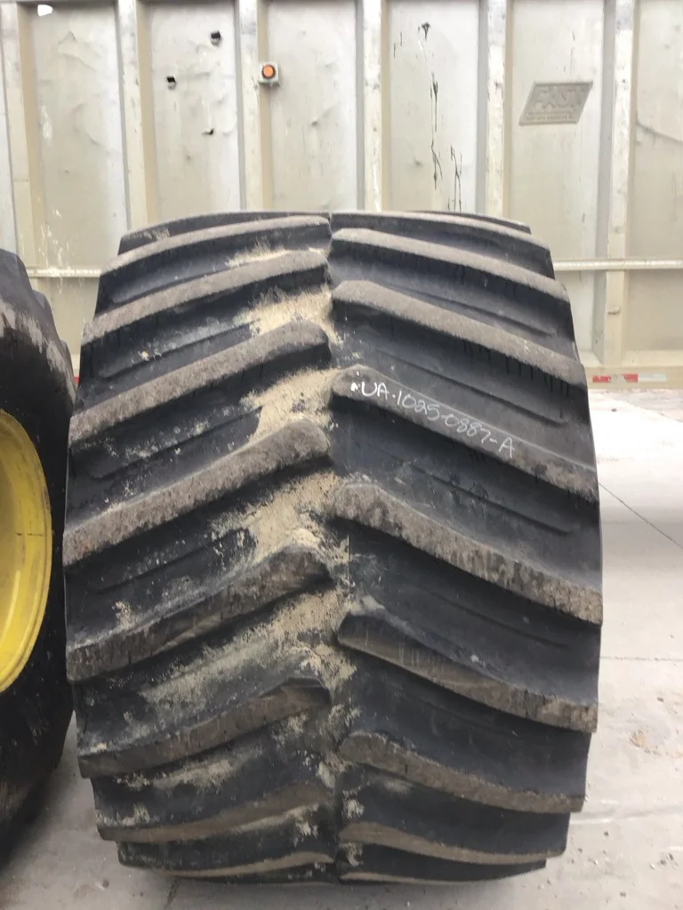 Used IF1250/50R32 201B Firestone Deep Tread 23 TL R-1W 90-95% On 32 x 44 20-13.19-11.07 Combine 3 image 2