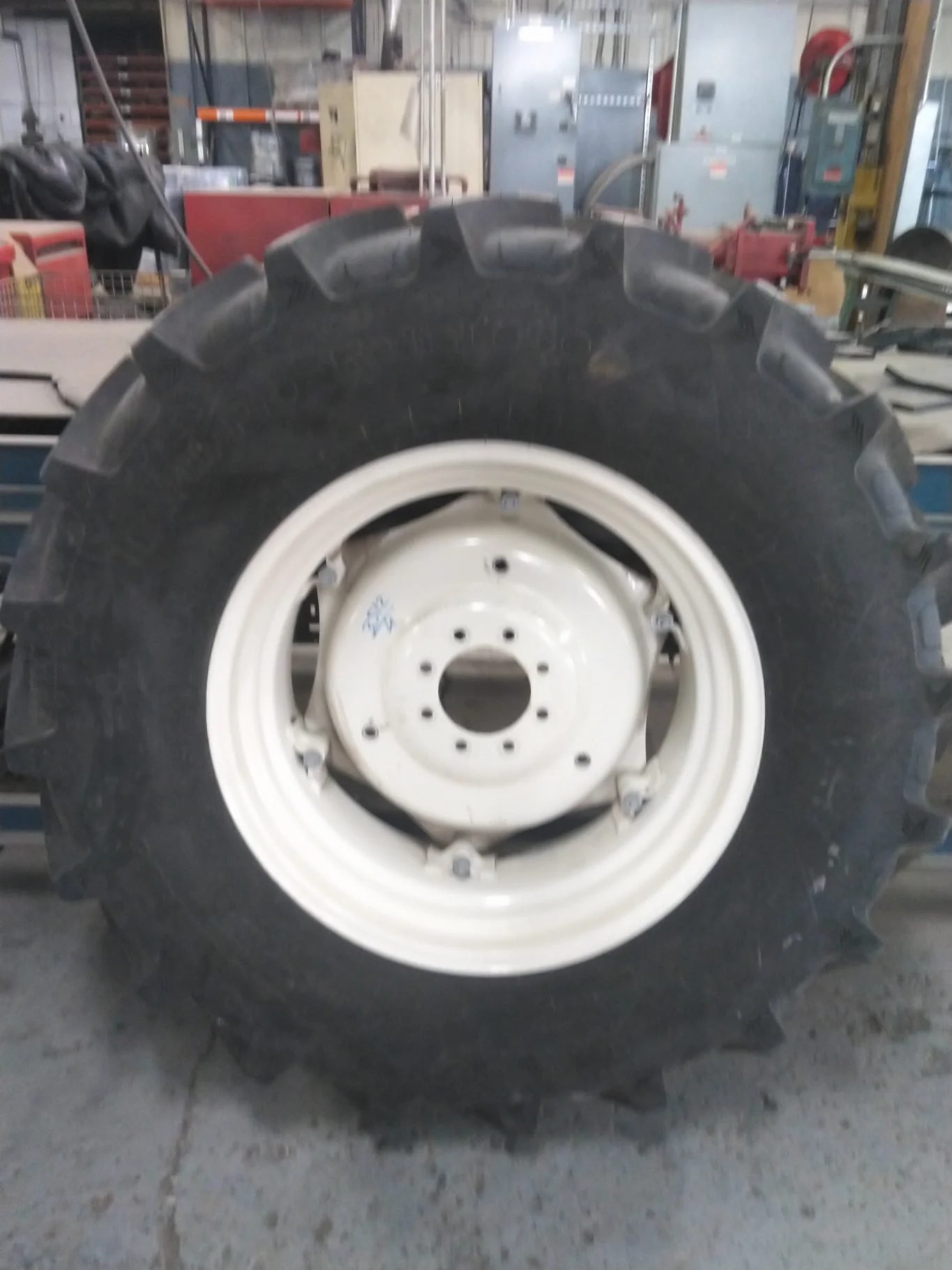 Take-Off 420/85R30 140B Galaxy Earth Pro TL R-1W 95-100% On 14 x 30 8-8-6 6 Clamp/Disc