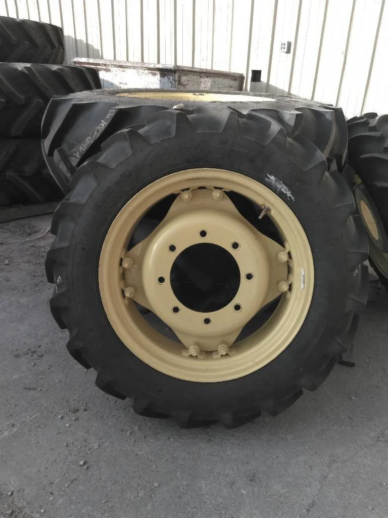 Used 9.5-24 102A8 Galaxy Agritrac 2 TL R-1 90-95% On 8 x 24 8-10.82-8.78 4/2 Clamp With Disc