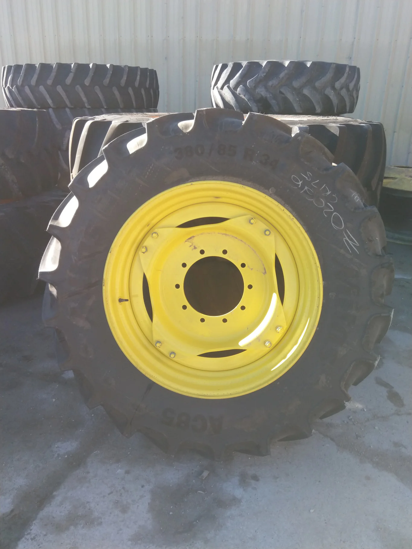 Take-Off 380/85R34 146B Mitas AC85 TL R-1W 95-100% On 13 x 34 10-13.19-11.07 GKN Rail/Disc image 5