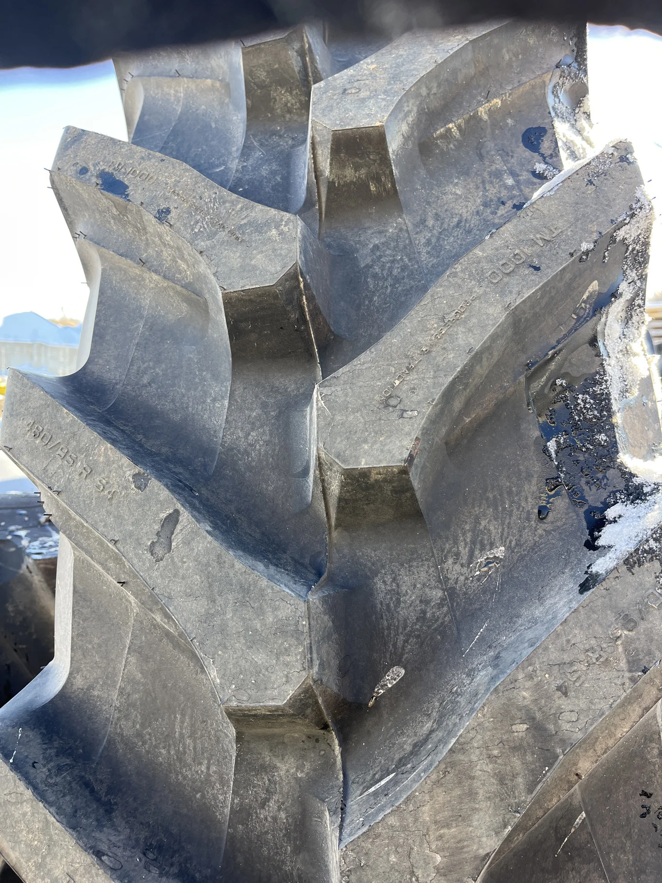 Take-Off VF480/95R54 177E Trelleborg TM1000PT TL R-1W 95-100% On 15 x 54 12-16.732-14.640 4"BS Red image 3