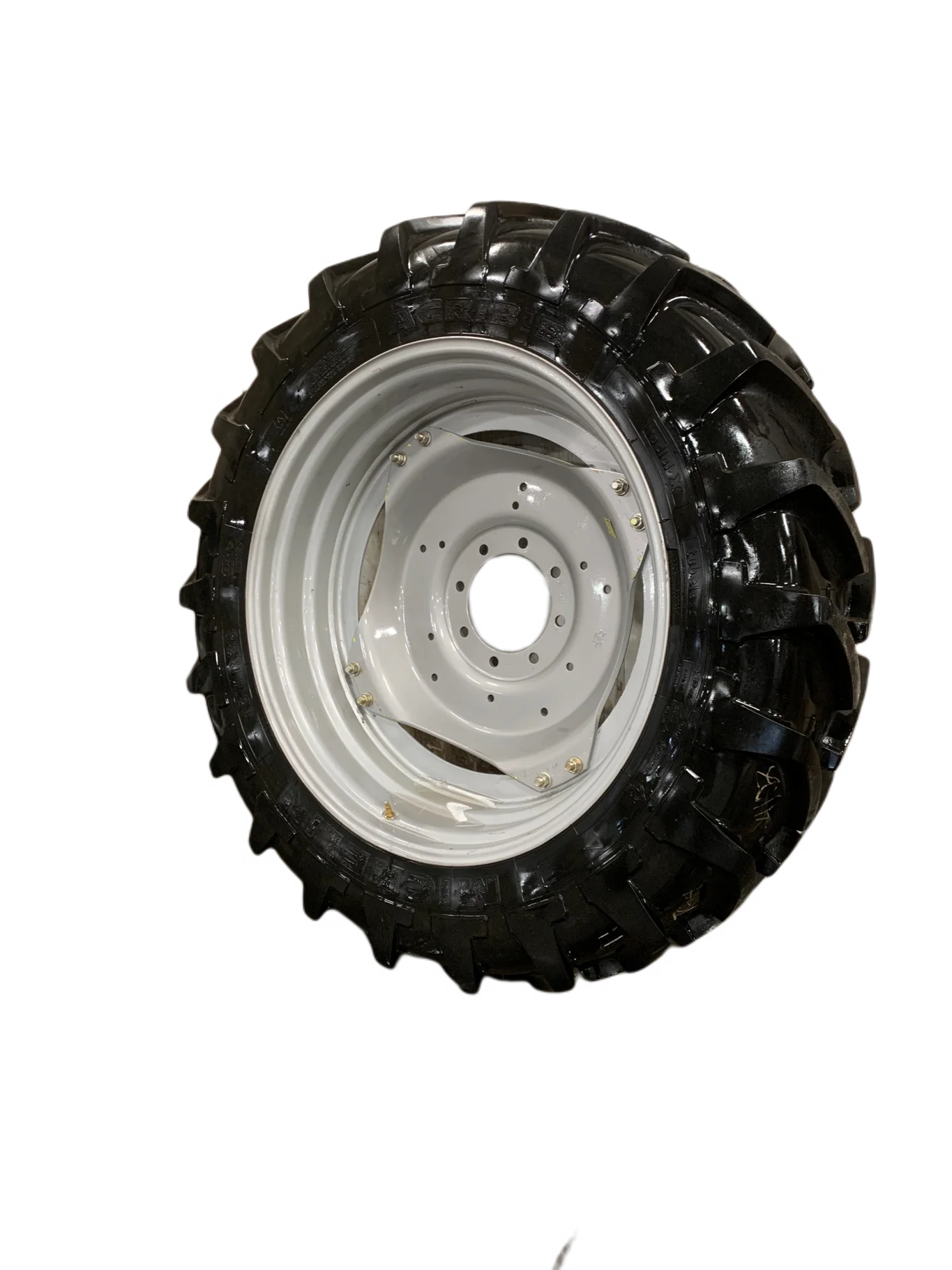 USED 340/85R38 (13.6R38) Michelin Agribib 125B TL 90% on a 12 X 38 Case Silver GKN Waffle Wheel (2