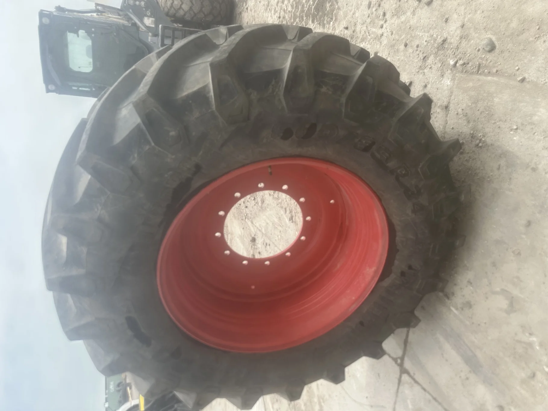 Used 600/65R34 157D Trelleborg TM800 HS R1W TL 90% On 18 x 34 12-16.732-14.64 Fendt Red Waffle Wheel