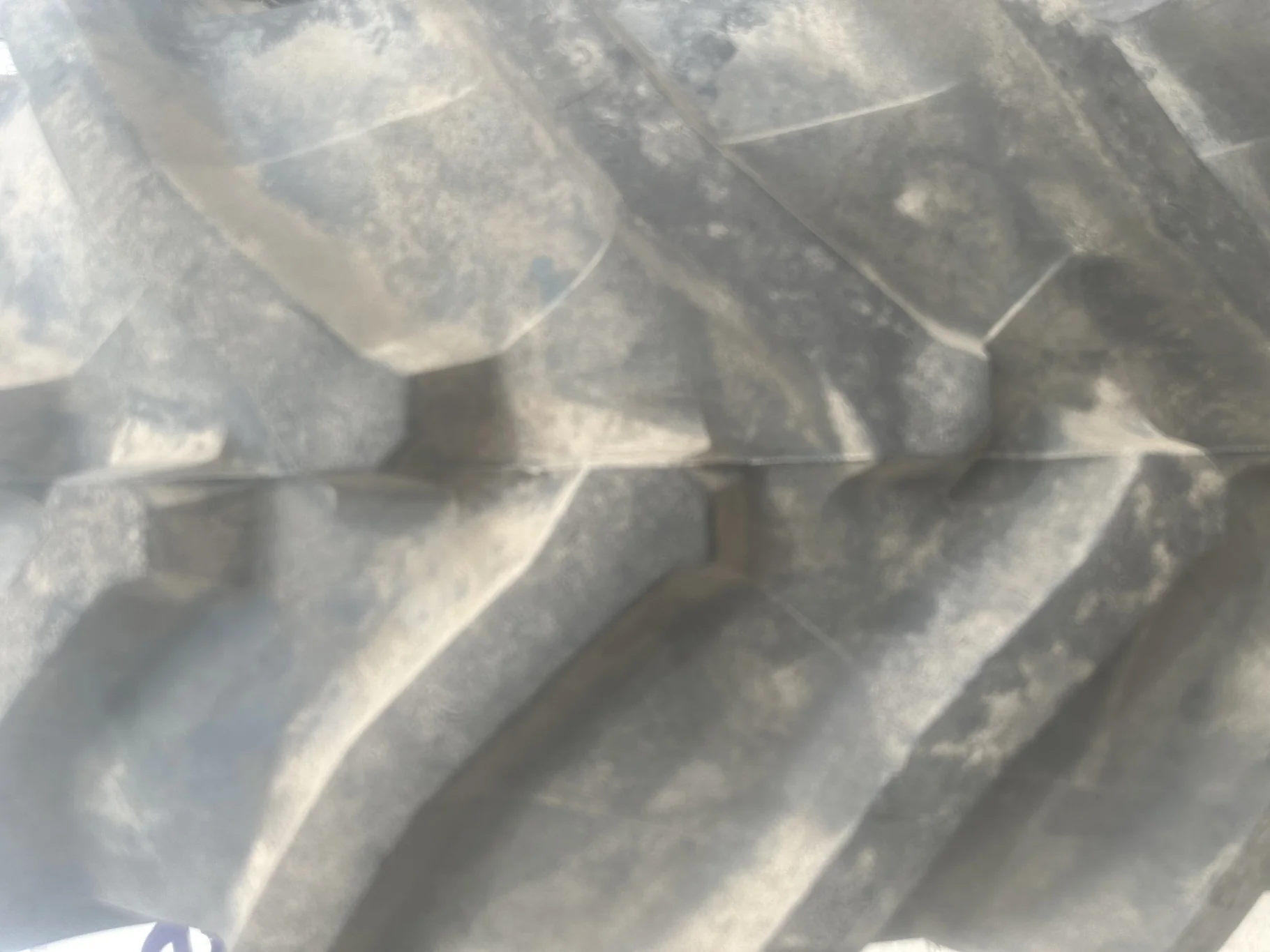 Used 600/65R34 157D Trelleborg TM800 HS R1W TL 90% On 18 x 34 12-16.732-14.64 Fendt Red Waffle Wheel image 4