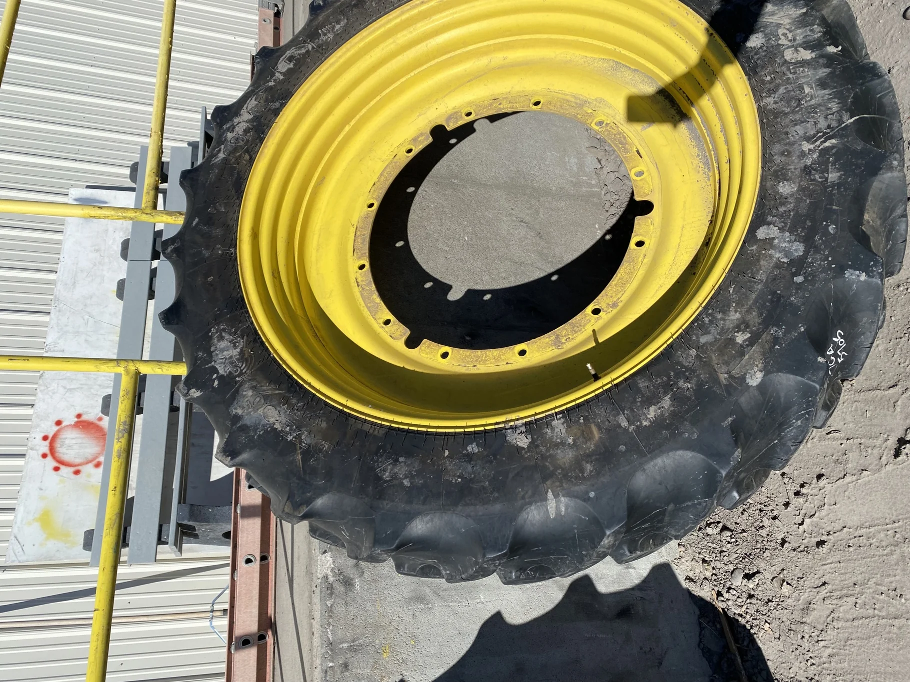Used 380/90R50 Goodyear DT800 R-1W (151A8) TL 65% on a 12 x 50 JD Yellow 5/8" 12 Bolt (.938) S image 2