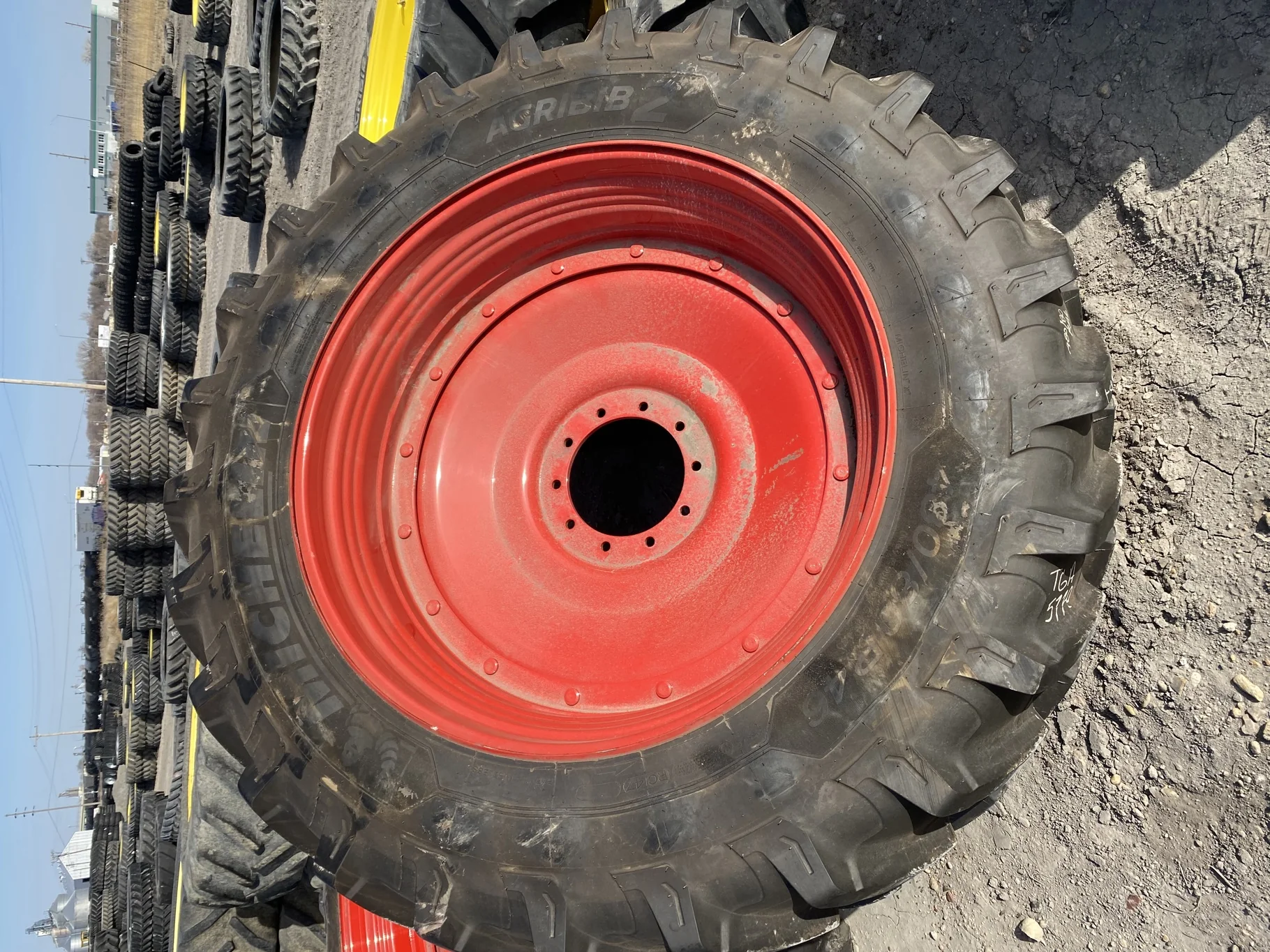 USED 480/80R46 Michelin AgriBib 2 R-1W 158B TL 98% on a 16 X 46  10-13.1875-11.08 Fendt Red Stub Dis image 2