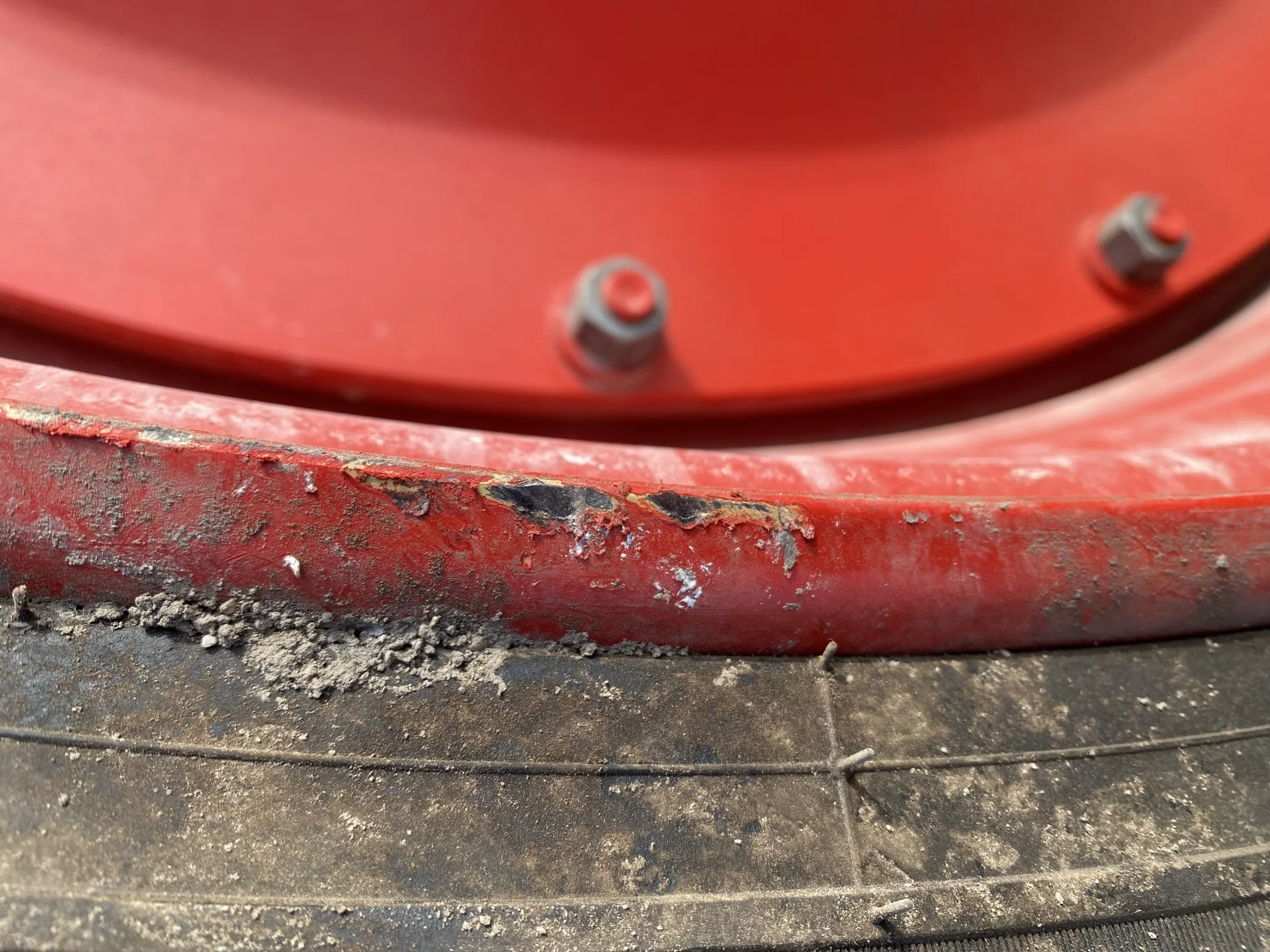 USED 480/80R46 Michelin AgriBib 2 R-1W 158B TL 98% on a 16 X 46  10-13.1875-11.08 Fendt Red Stub Dis image 7
