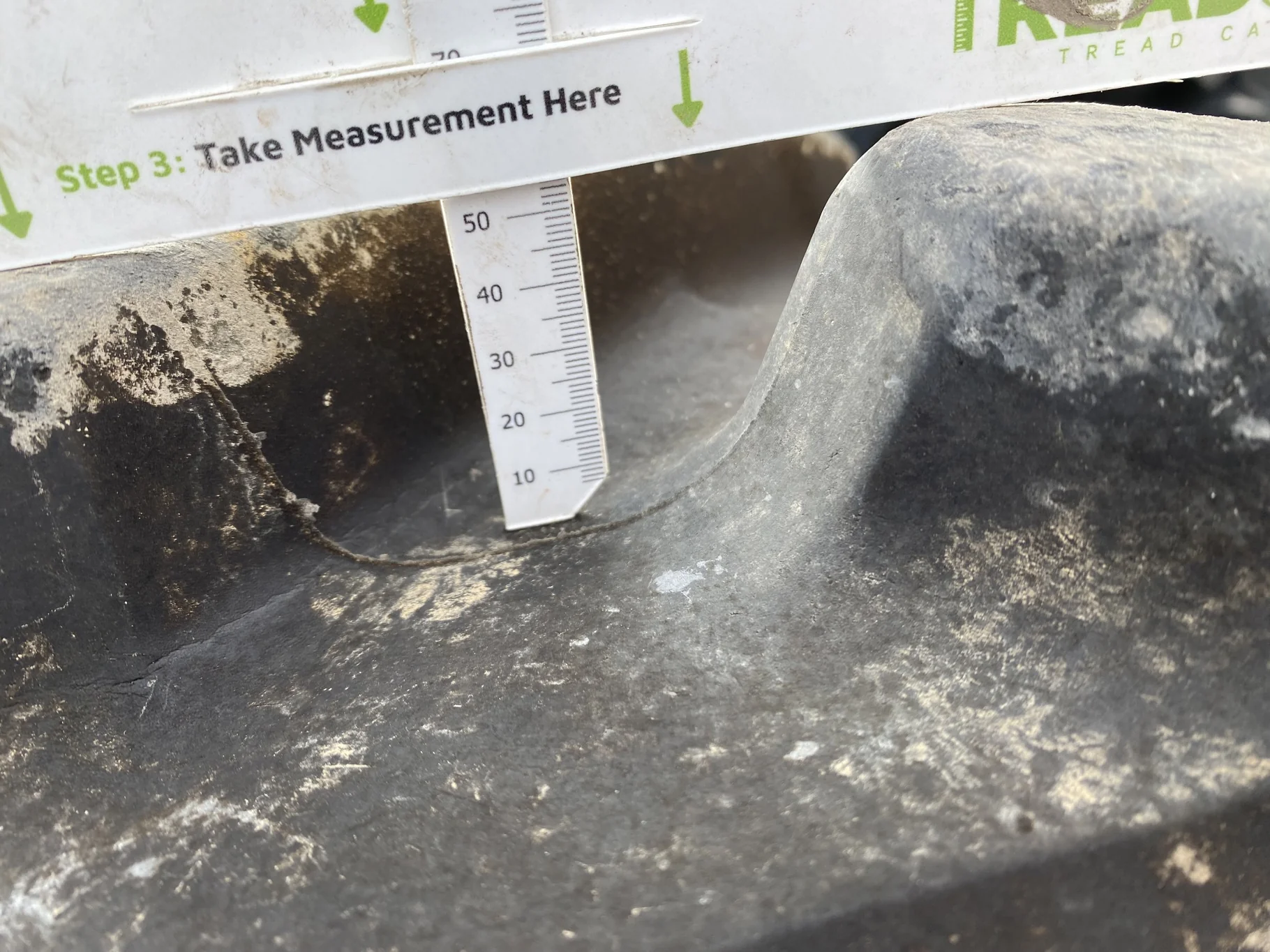 USED 420/90R30 Michelin AgriBib 2 R-1W 147A8/147B TL 98% on 13 X 30 10-13.189-11.077 Fendt Stub Disc image 4