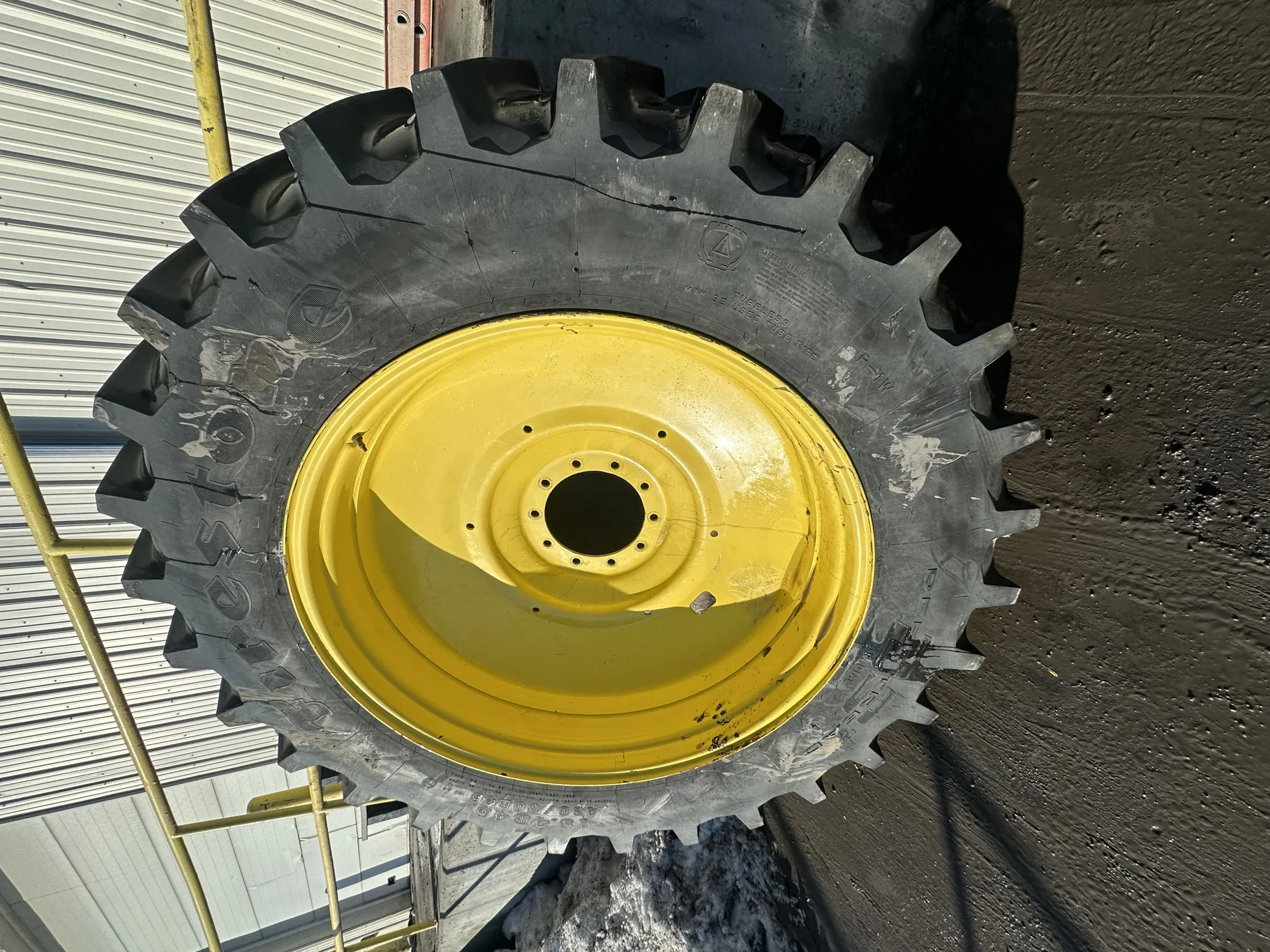 Used 85% 480/80R46 Firestone Radial All Traction 23 R-1 158B TL on 16 x 46 John Deere Yellow 10 Bol