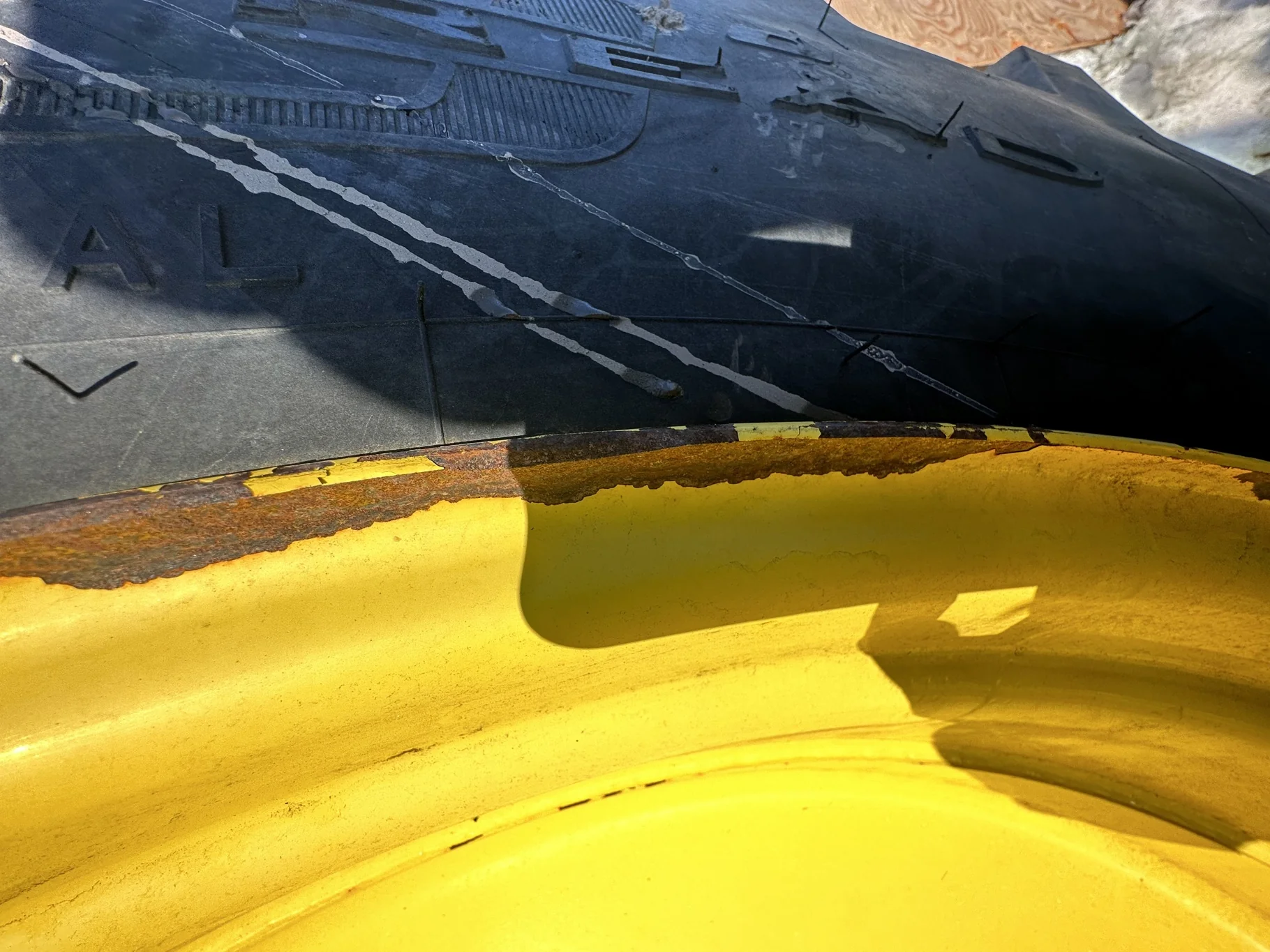 Used 85% 480/80R46 Firestone Radial All Traction 23 R-1 158B TL on 16 x 46 John Deere Yellow 10 Bol image 6
