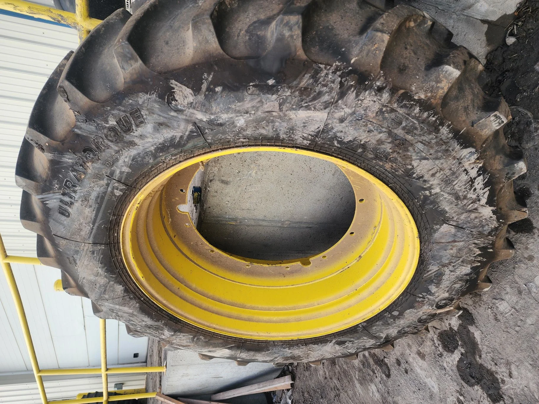 Used 520/85R42 Goodyear Ultra Torque Radial R-1 85% (Lug cuts, Stubble)(157A8) TL on a Used 18 x 42