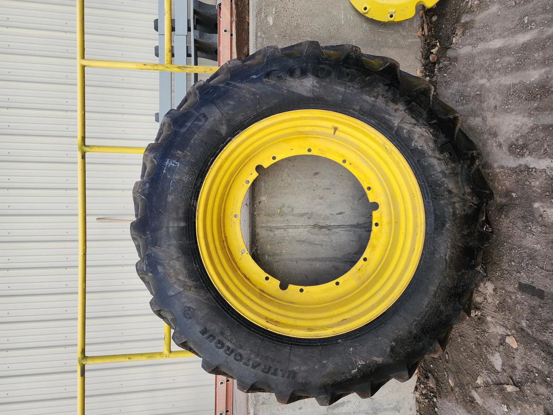 Used 520/85R42 Goodyear Ultra Torque Radial R-1 85% (Lug cuts, Stubble)(157A8) TL on a Used 18 x 42 image 2