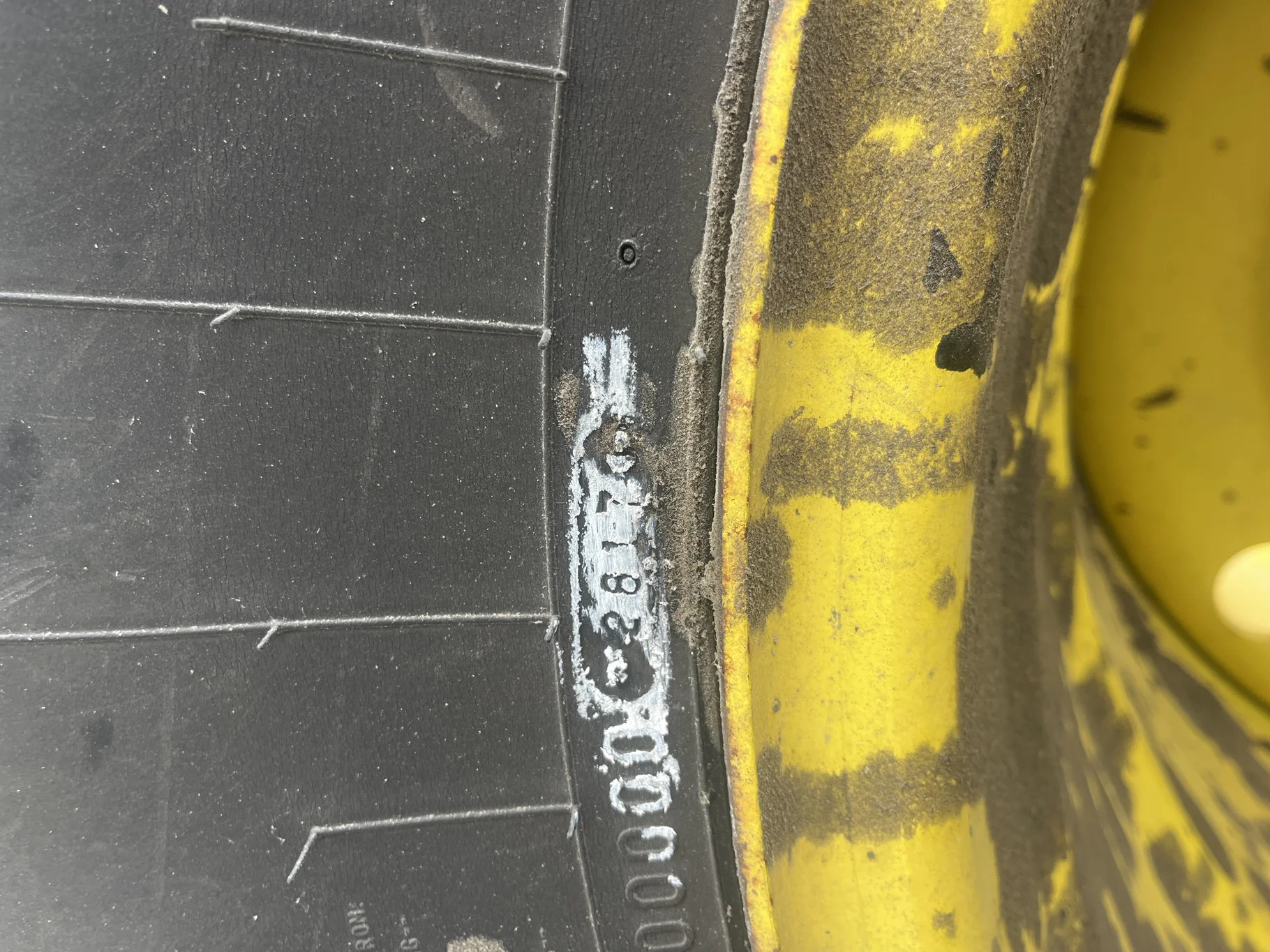 Used IF1250/50R32 CFO 201B FS DT TL R-1W  85-90% On 32 x 44 10-13.19-11.07 21"BS Titan Yellow 3 Ring image 8