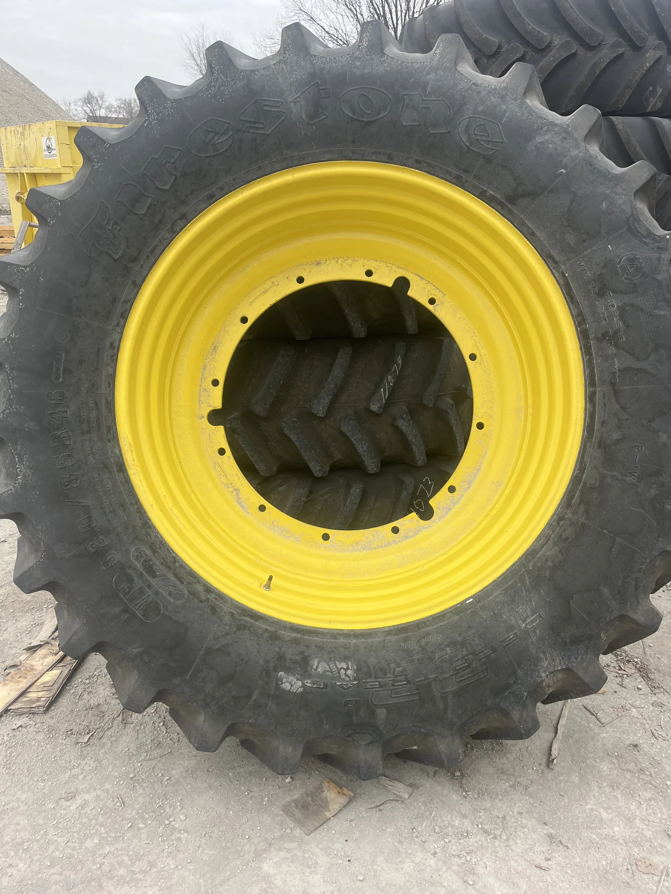 Used VF520/85R46 170B Firestone DT TL R-1W 75-80% On 15 x 46 12-32.047-30.078 5.5"BS Yellow Rim&Rail