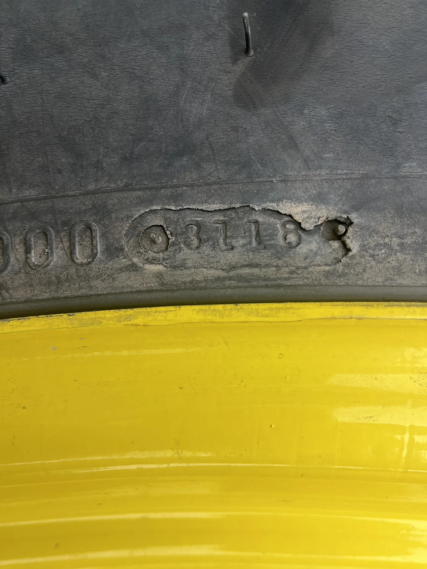 Used VF520/85R46 170B Firestone DT TL R-1W 75-80% On 15 x 46 12-32.047-30.078 5.5"BS Yellow Rim&Rail image 4