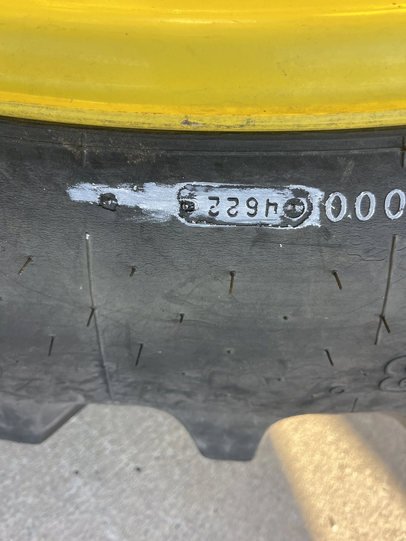 Used 14.9R46 145B Firestone Radial AT23 TL R-1W 80-85% On 13 x 46 12-32.047-30.078 4"BS Moveero image 5