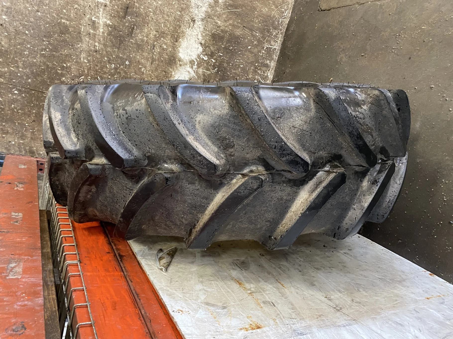 Used 98% 460/85R30 Firestone Performer EVO R-1W (145D) TL on a 15 x 30 JD Yellow GKN Style Whe image 6