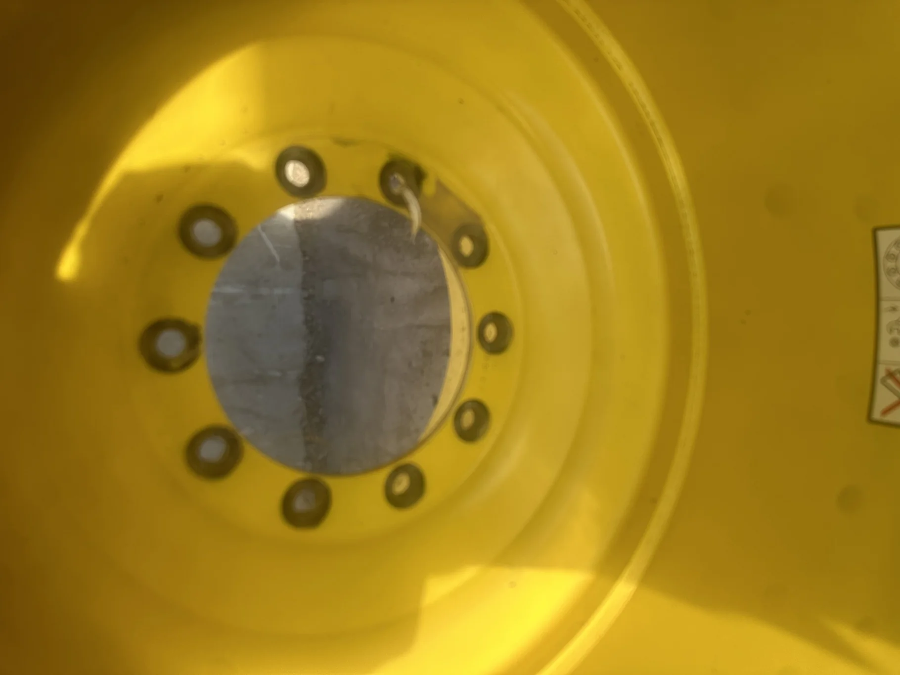 Used IF1250/50R32 CFO Firestone Radial Deep Tread 23 R-1W (201B) TL 90% on a 44 x 32 JD Yello image 3