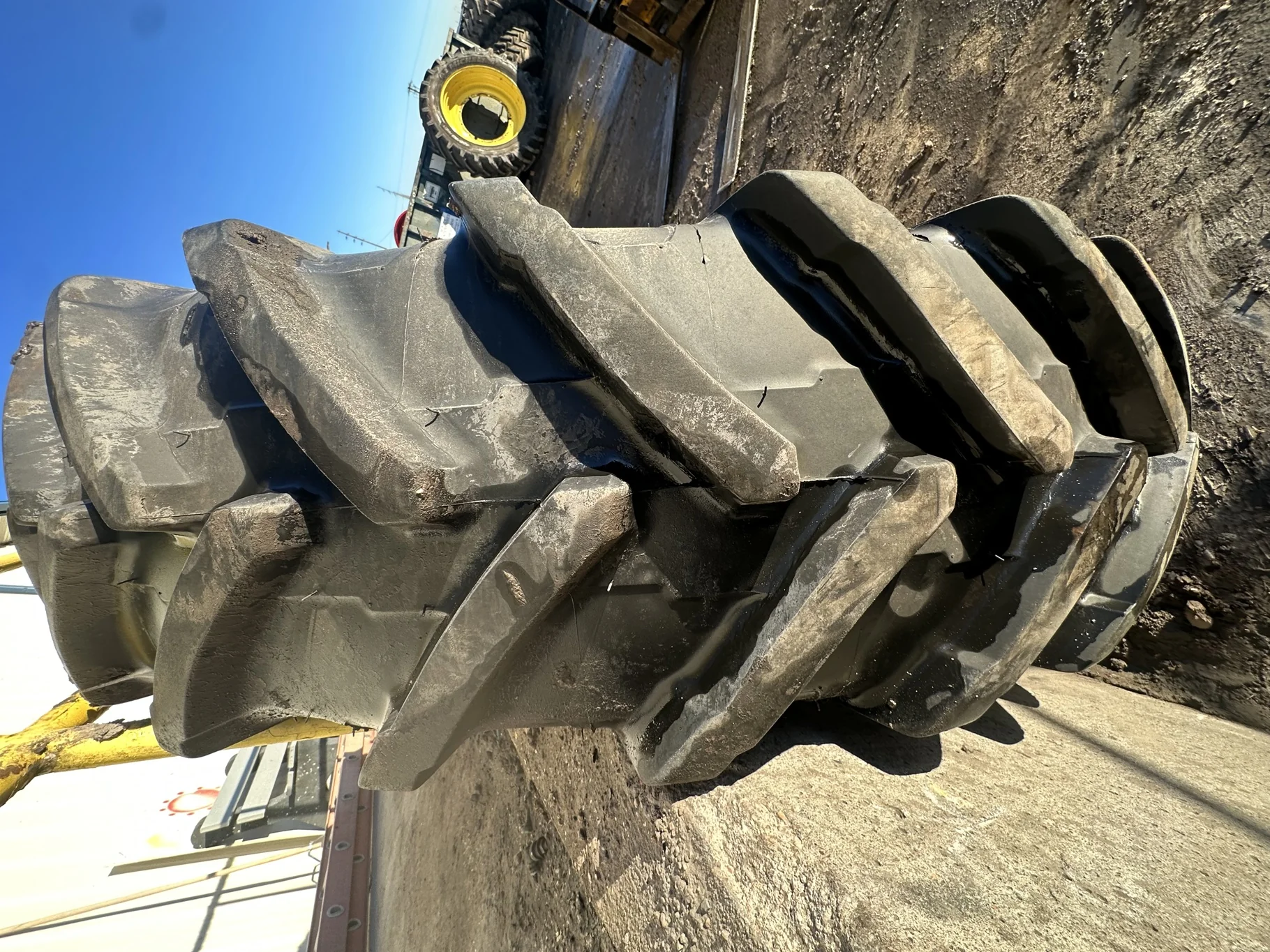 Used 480/80R50 159A8/159B Michelin AgriBib 2 R-1W TL 90% On 15 X 50 10-13.189-11.07 Yellow Wheel image 5