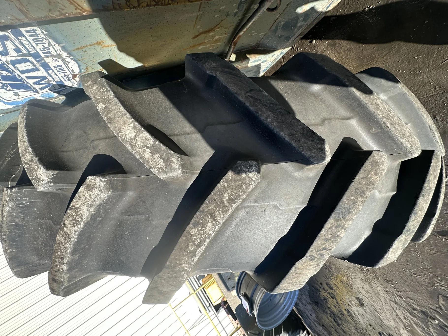Used 480/80R50 159A8/159B Michelin AgriBib 2 R-1W TL 90% On 15 X 50 12-32.047-30.17 Yellow Wheel image 4