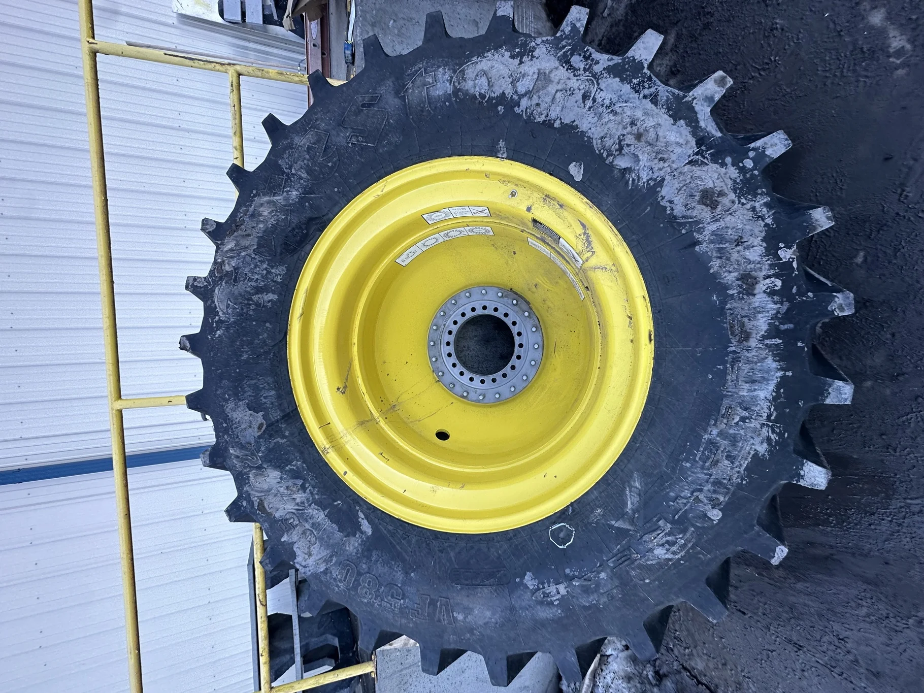 Used VF580/85R42 CFO Firestone Radial Deep Tread 23 R-1W 178B TL 95% on a 18 X 42  XE Series JD 20 image 2