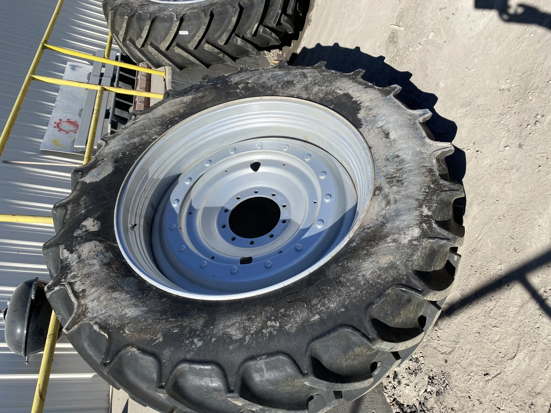 Used 93% 480/80R46 Mitas AC85 158A8 on 16 x 46 Case Silver 16 Bolt Stub Disc with 10 Bolt Disc image 2