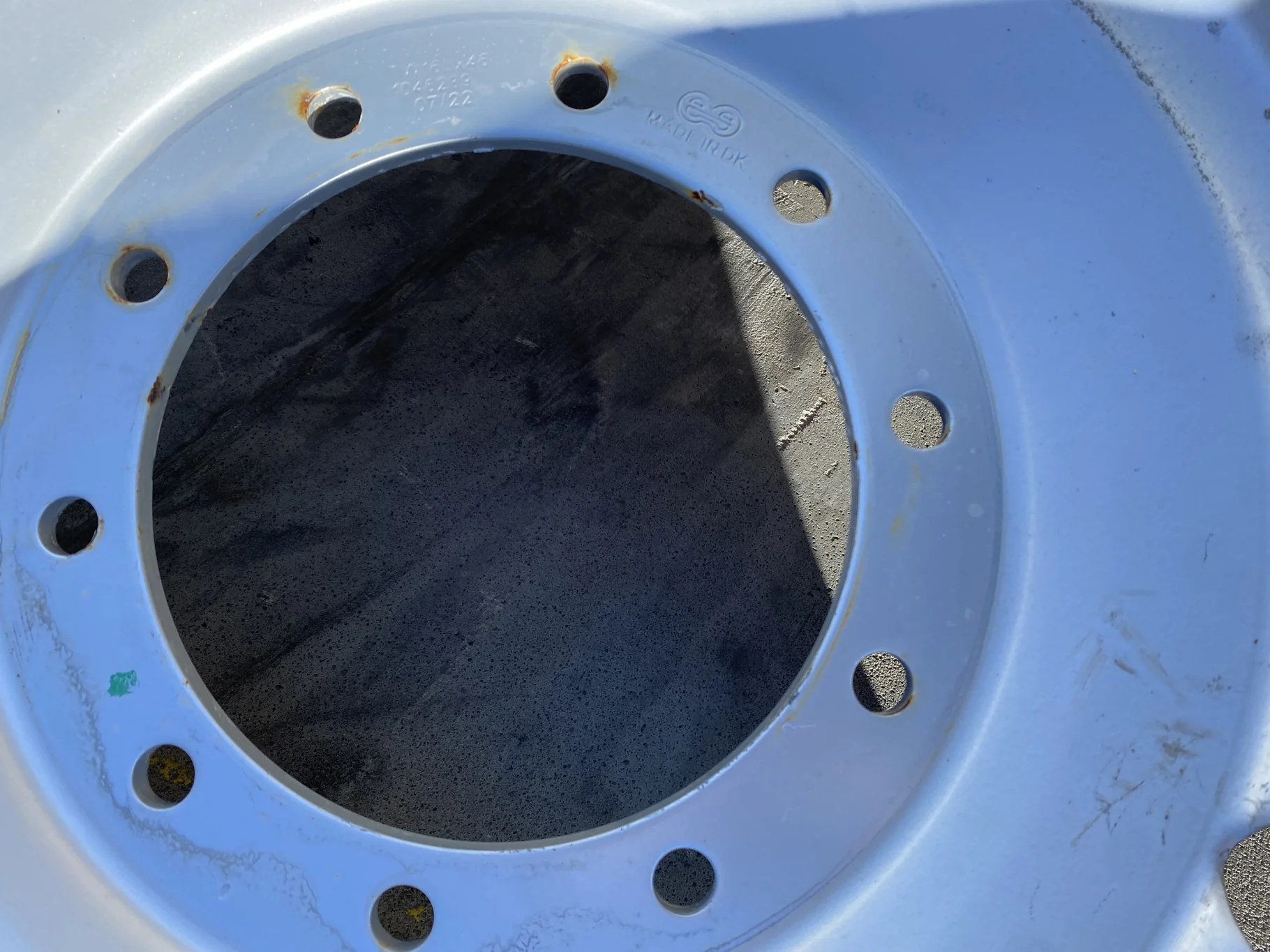 Used 93% 480/80R46 Mitas AC85 158A8 on 16 x 46 Case Silver 16 Bolt Stub Disc with 10 Bolt Disc image 5
