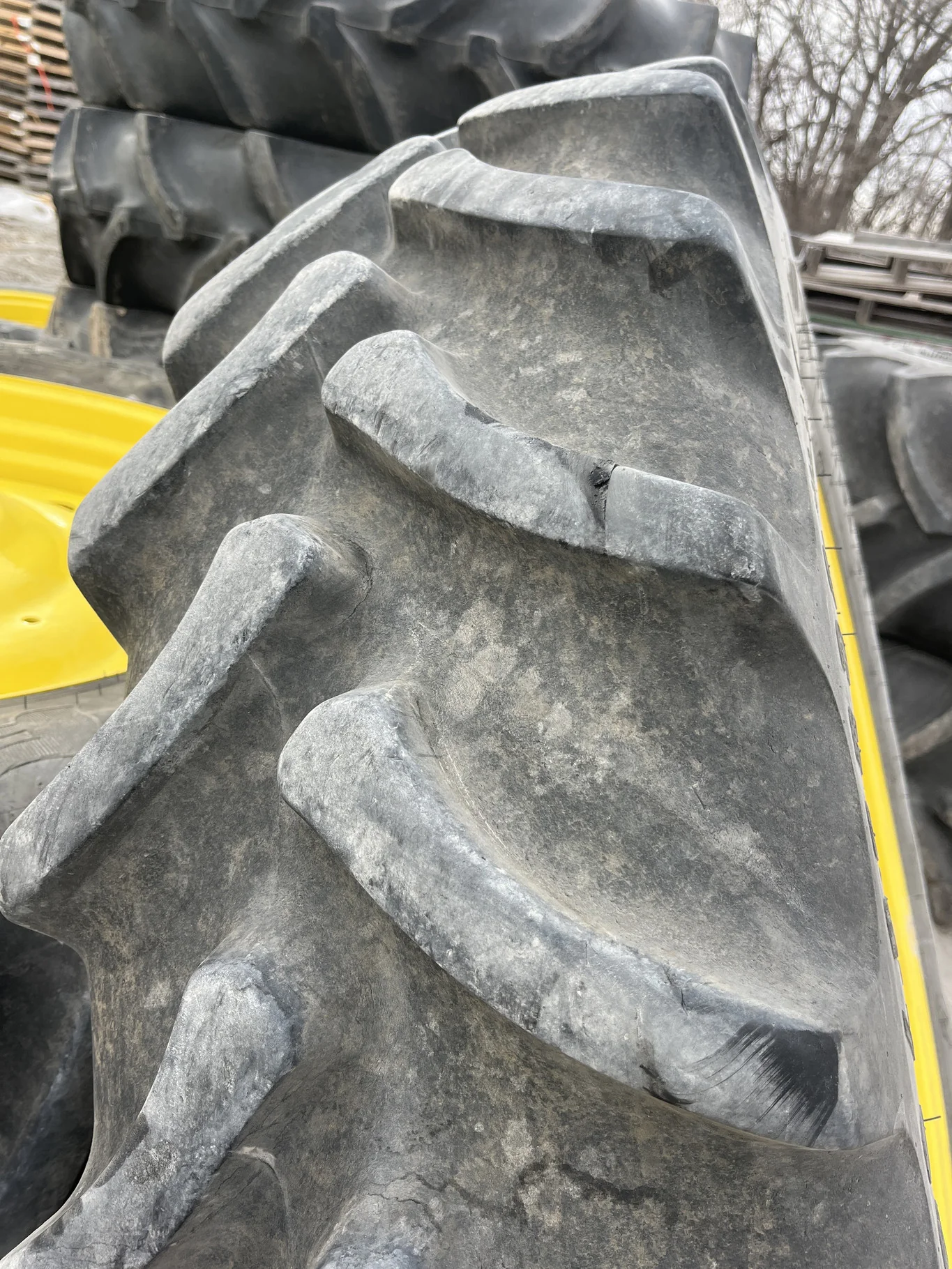 Used 380/80R38 143B Firestone Radial All Traction DT TL R-1W 80-85% On 12 x 38 10-13.19-11.07 Titan image 6