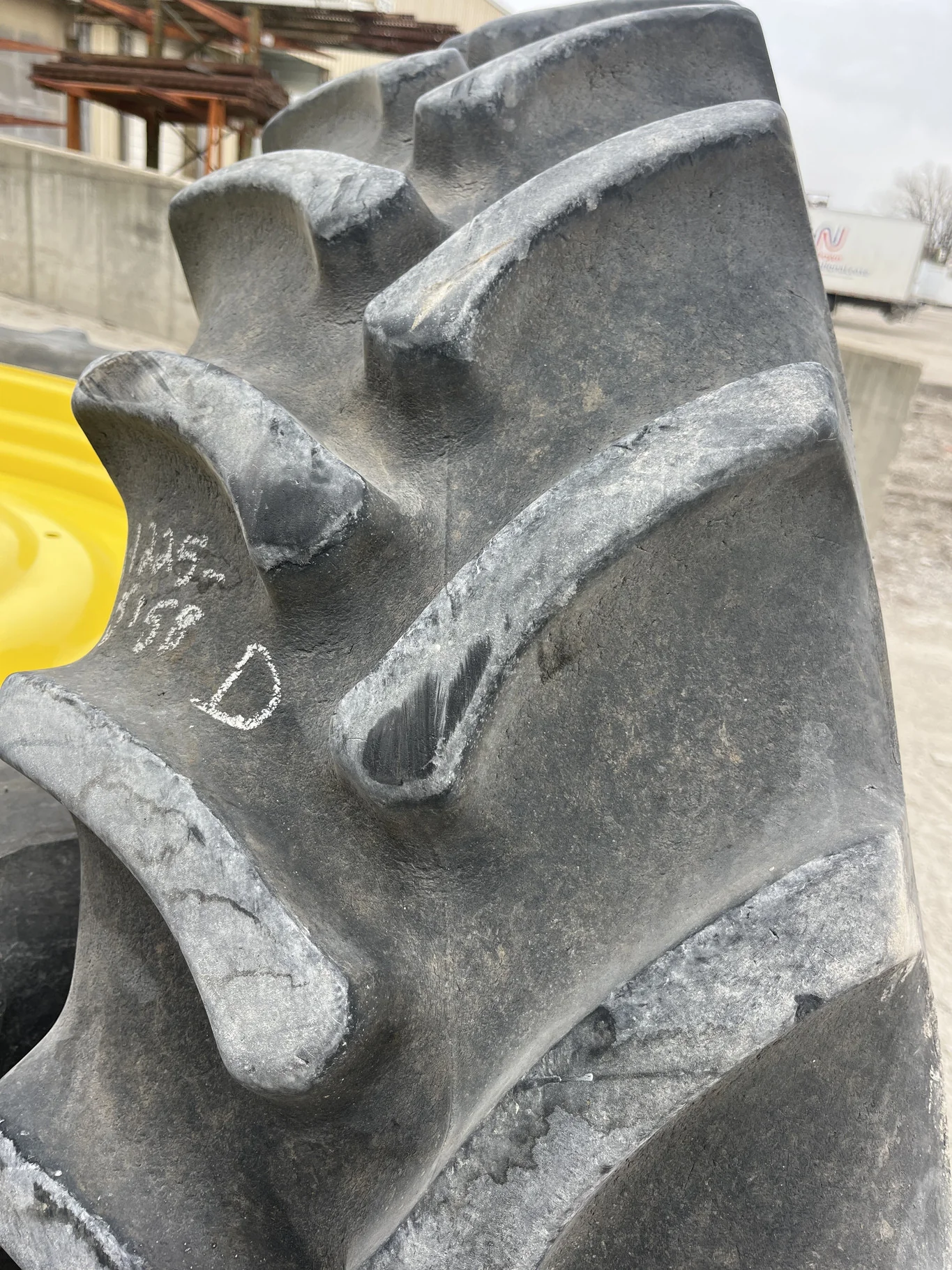 Used 380/80R38 142B Radial All Traction DT TL R-1W 80-85% On 12 x 38 12-19.685-17.651 Titan Yellow image 4