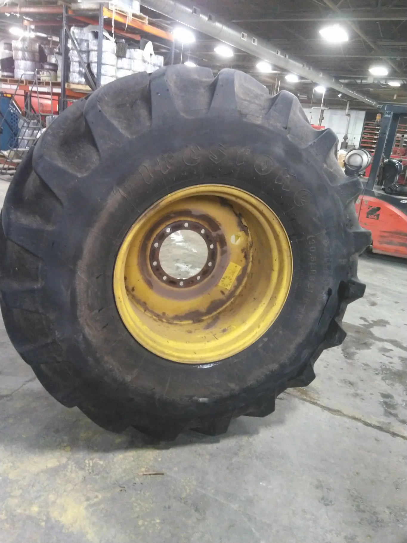 Used 800/65R32 172A8 Firestone RAT DT TL R-1W 70-75% On 27 x 32 10-13.19-11.07 Combine Wheels image 4